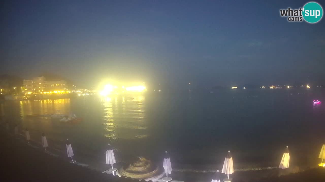Spletna kamera Terza Spiaggia Golfo Aranci – Pogled na plažo v živo