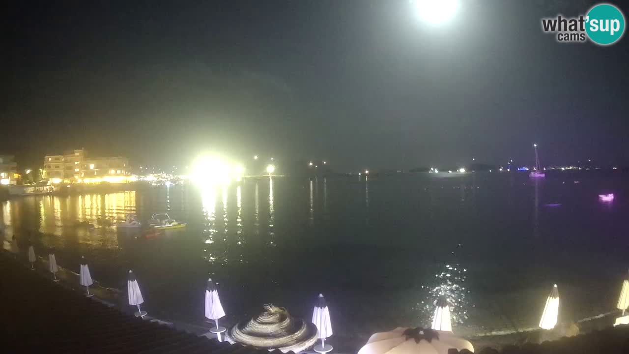 Web kamera Terza Spiaggia Golfo Aranci – Pogled uživo na plažu