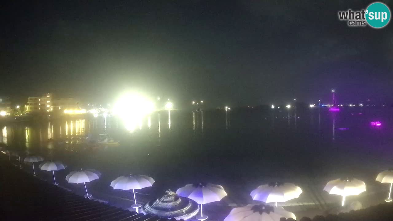 Web kamera Terza Spiaggia Golfo Aranci – Pogled uživo na plažu