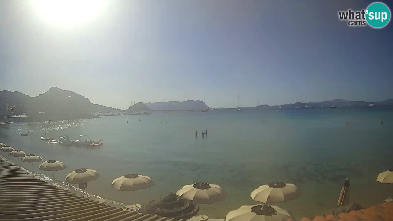 Spletna kamera Terza Spiaggia Golfo Aranci – Pogled na plažo v živo