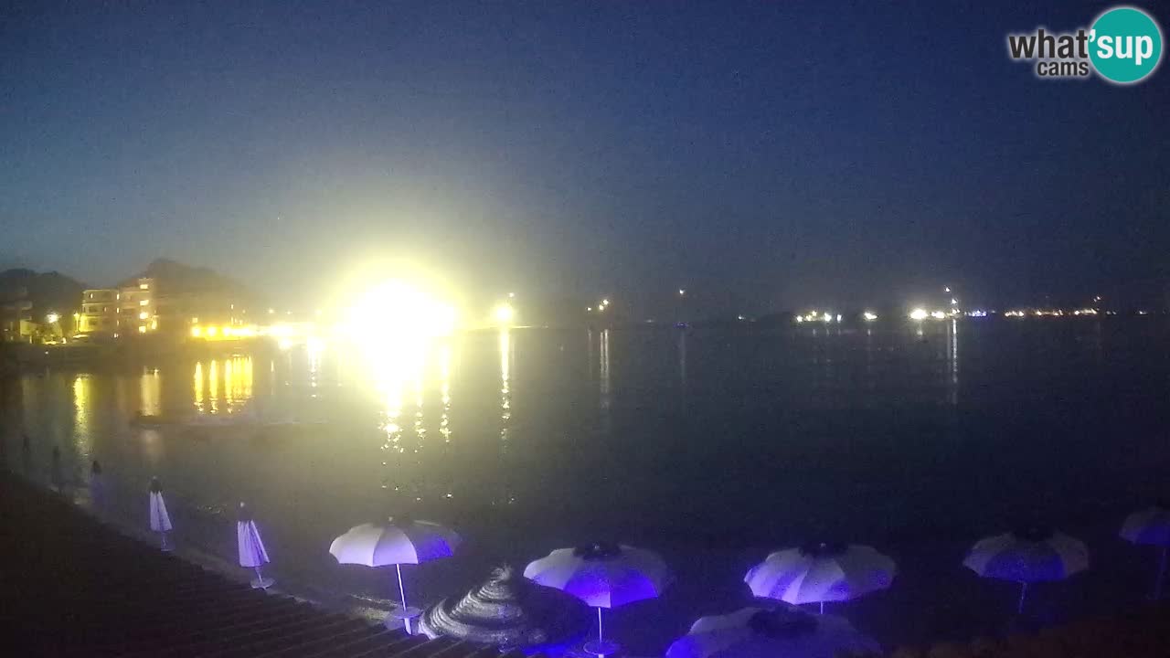 Web kamera Terza Spiaggia Golfo Aranci – Pogled uživo na plažu
