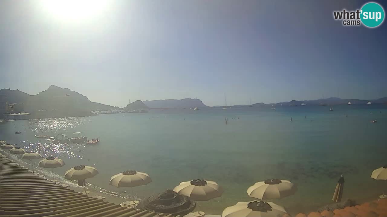 Spletna kamera Terza Spiaggia Golfo Aranci – Pogled na plažo v živo