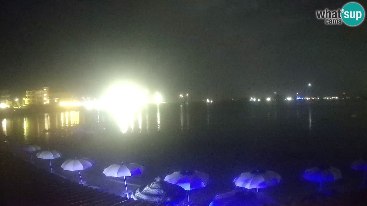 Spletna kamera Terza Spiaggia Golfo Aranci – Pogled na plažo v živo
