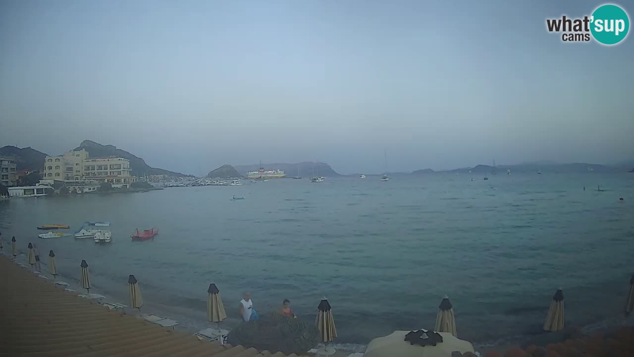 Web kamera Terza Spiaggia Golfo Aranci – Pogled uživo na plažu