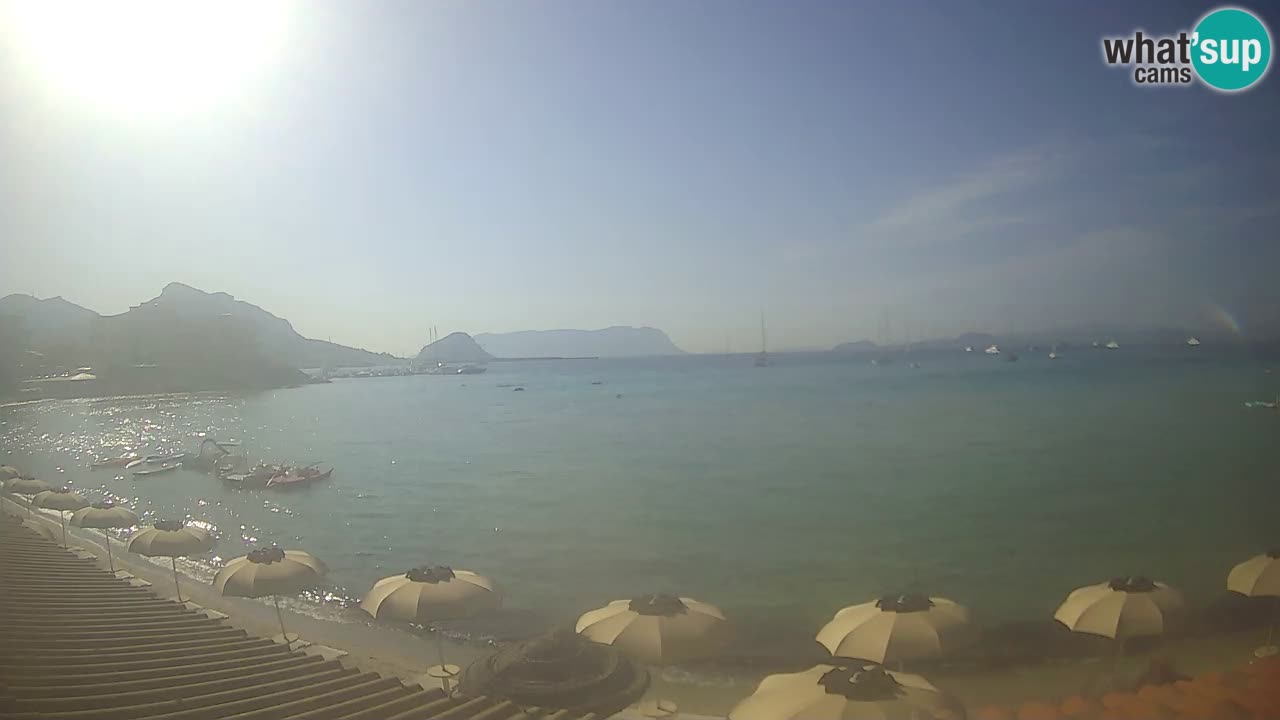 Spletna kamera Terza Spiaggia Golfo Aranci – Pogled na plažo v živo