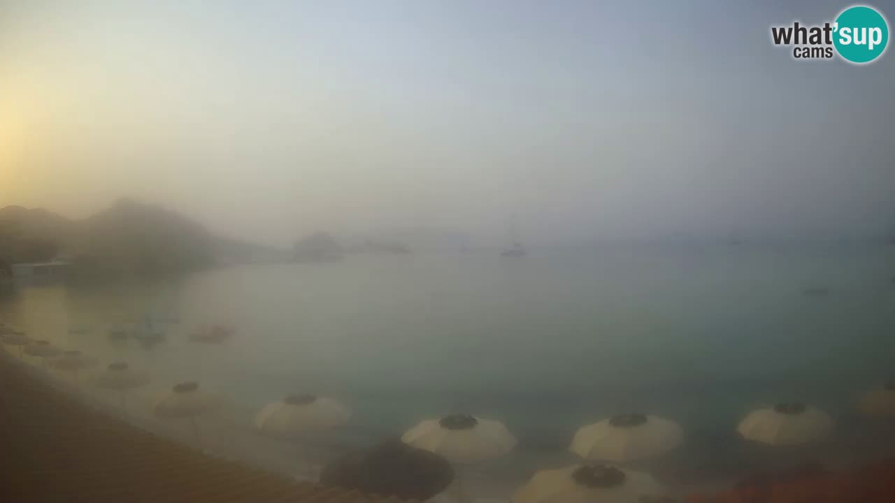 Web kamera Terza Spiaggia Golfo Aranci – Pogled uživo na plažu