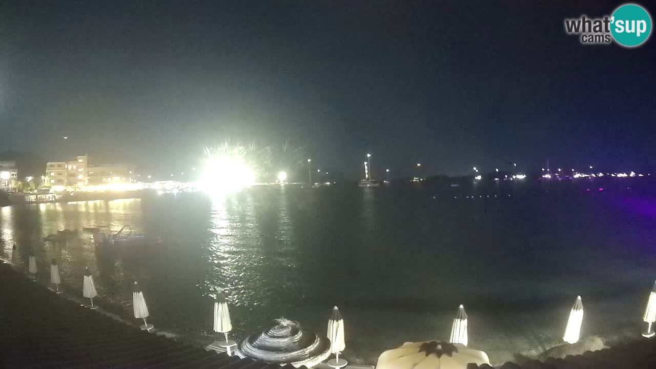 Spletna kamera Terza Spiaggia Golfo Aranci – Pogled na plažo v živo