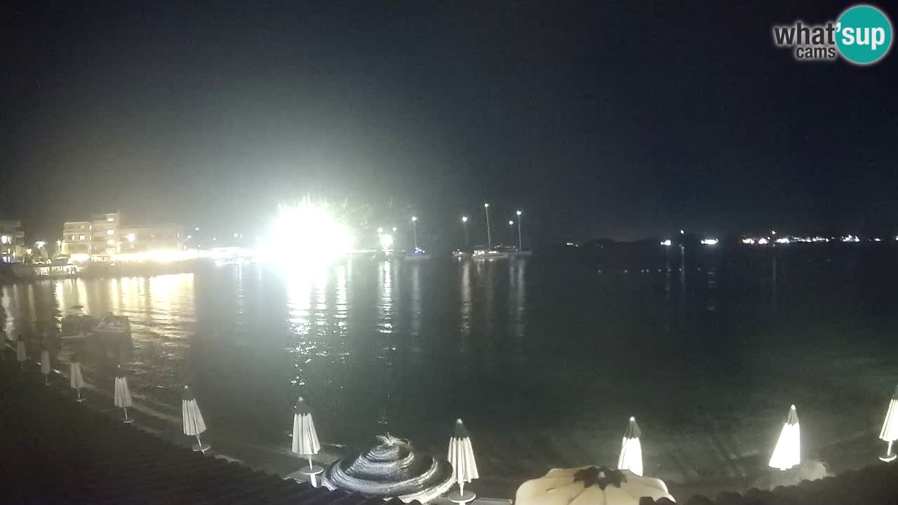 Spletna kamera Terza Spiaggia Golfo Aranci – Pogled na plažo v živo