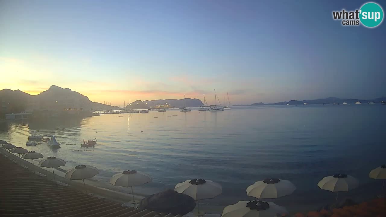 Web kamera Terza Spiaggia Golfo Aranci – Pogled uživo na plažu