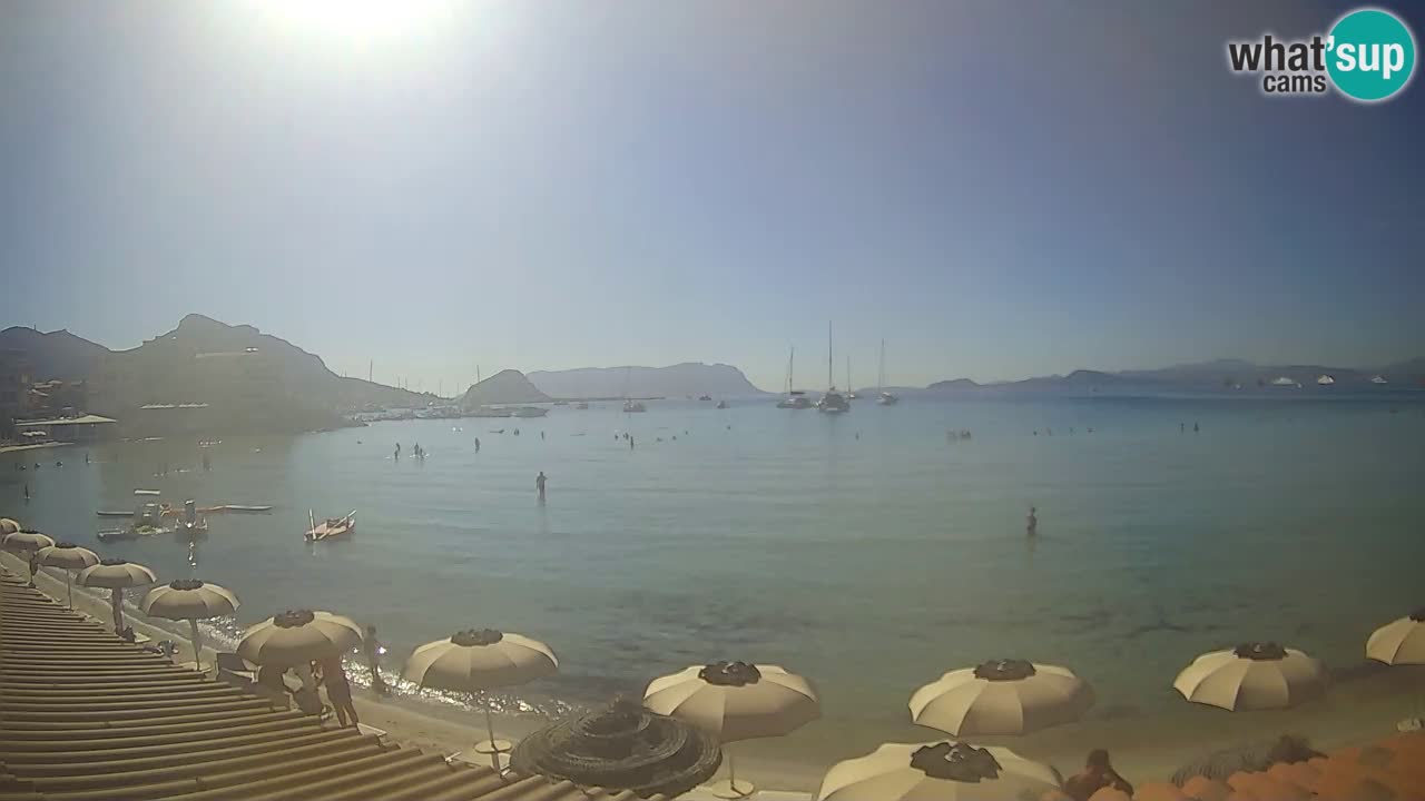 Spletna kamera Terza Spiaggia Golfo Aranci – Pogled na plažo v živo