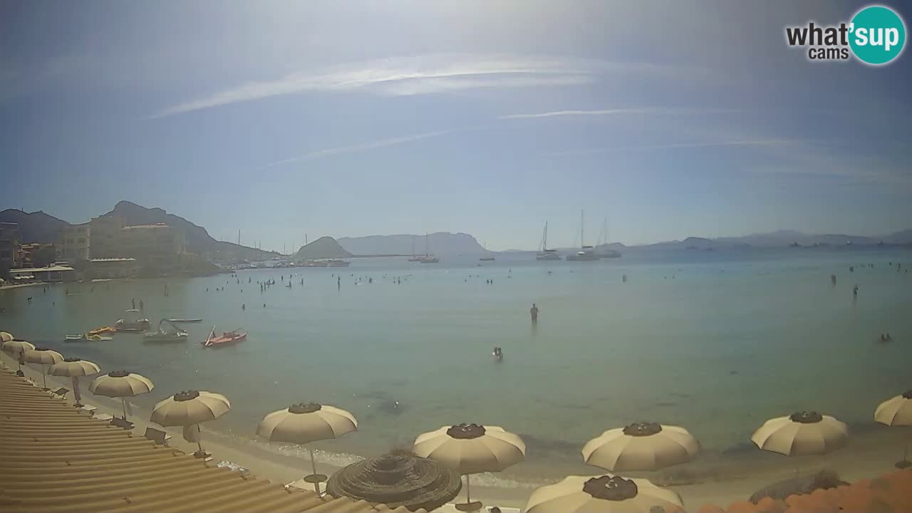 Spletna kamera Terza Spiaggia Golfo Aranci – Pogled na plažo v živo