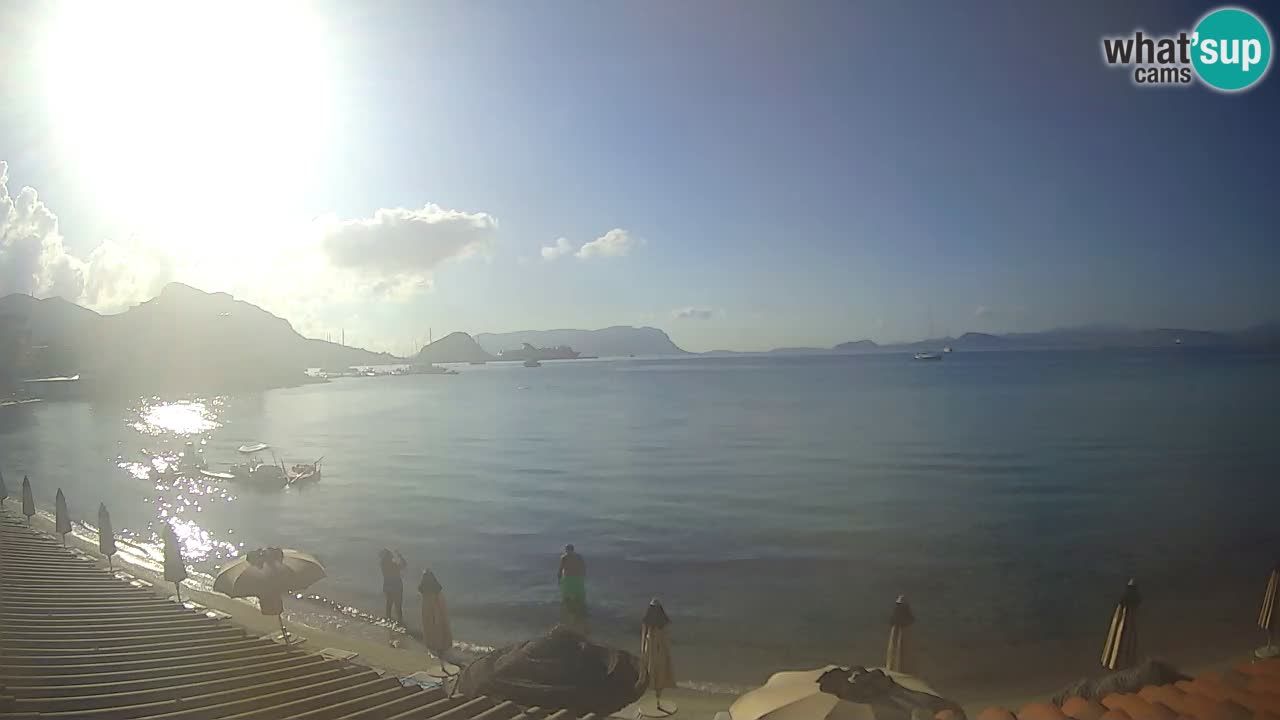 Spletna kamera Terza Spiaggia Golfo Aranci – Pogled na plažo v živo