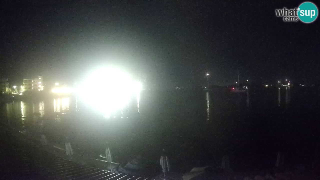 Spletna kamera Terza Spiaggia Golfo Aranci – Pogled na plažo v živo