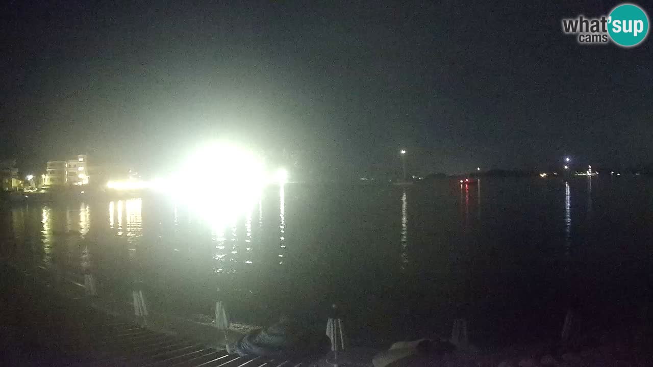 Spletna kamera Terza Spiaggia Golfo Aranci – Pogled na plažo v živo