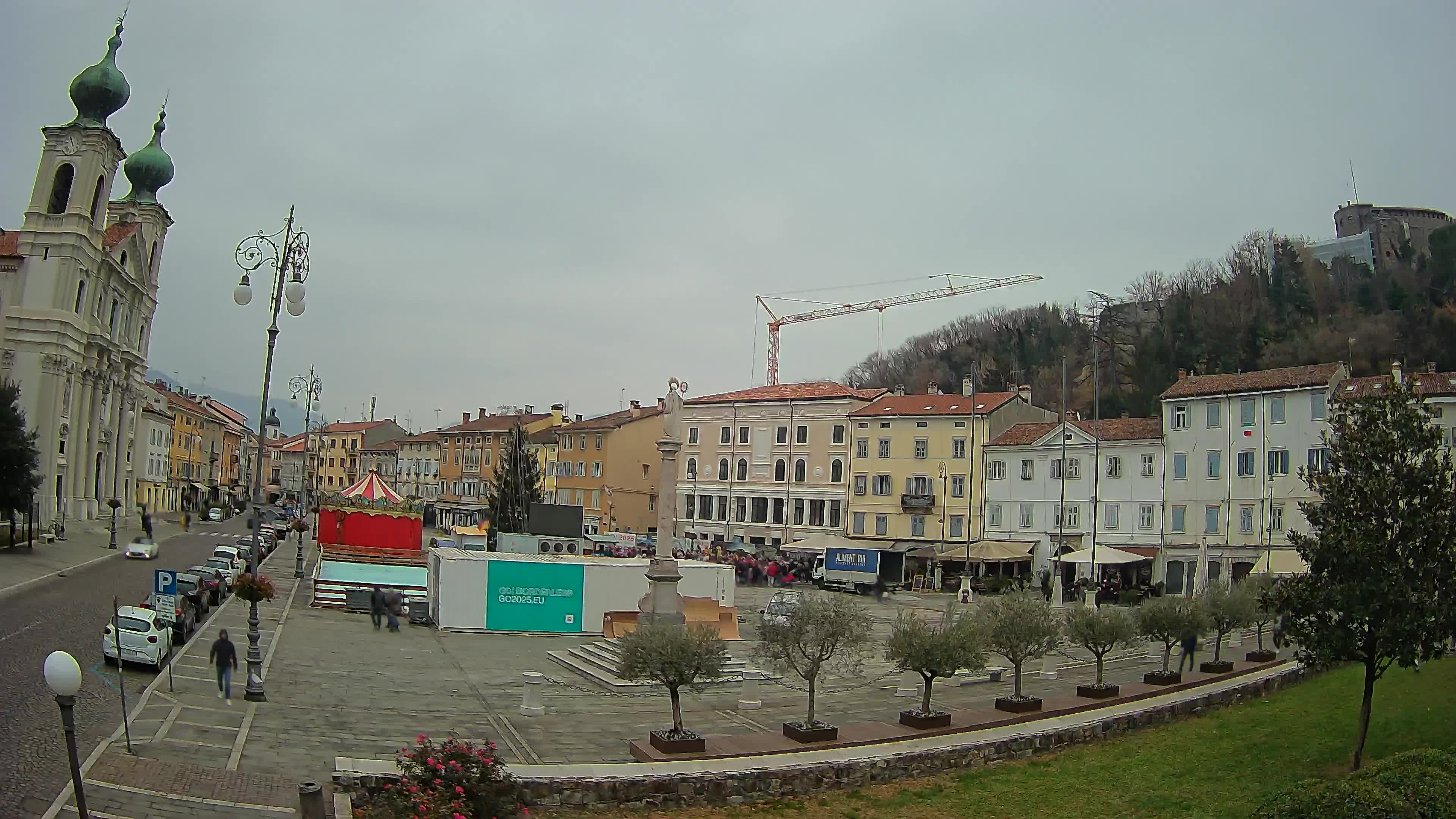 Webcam Gorizia Piazza della Vittoria e Duomo di S. Ignazio