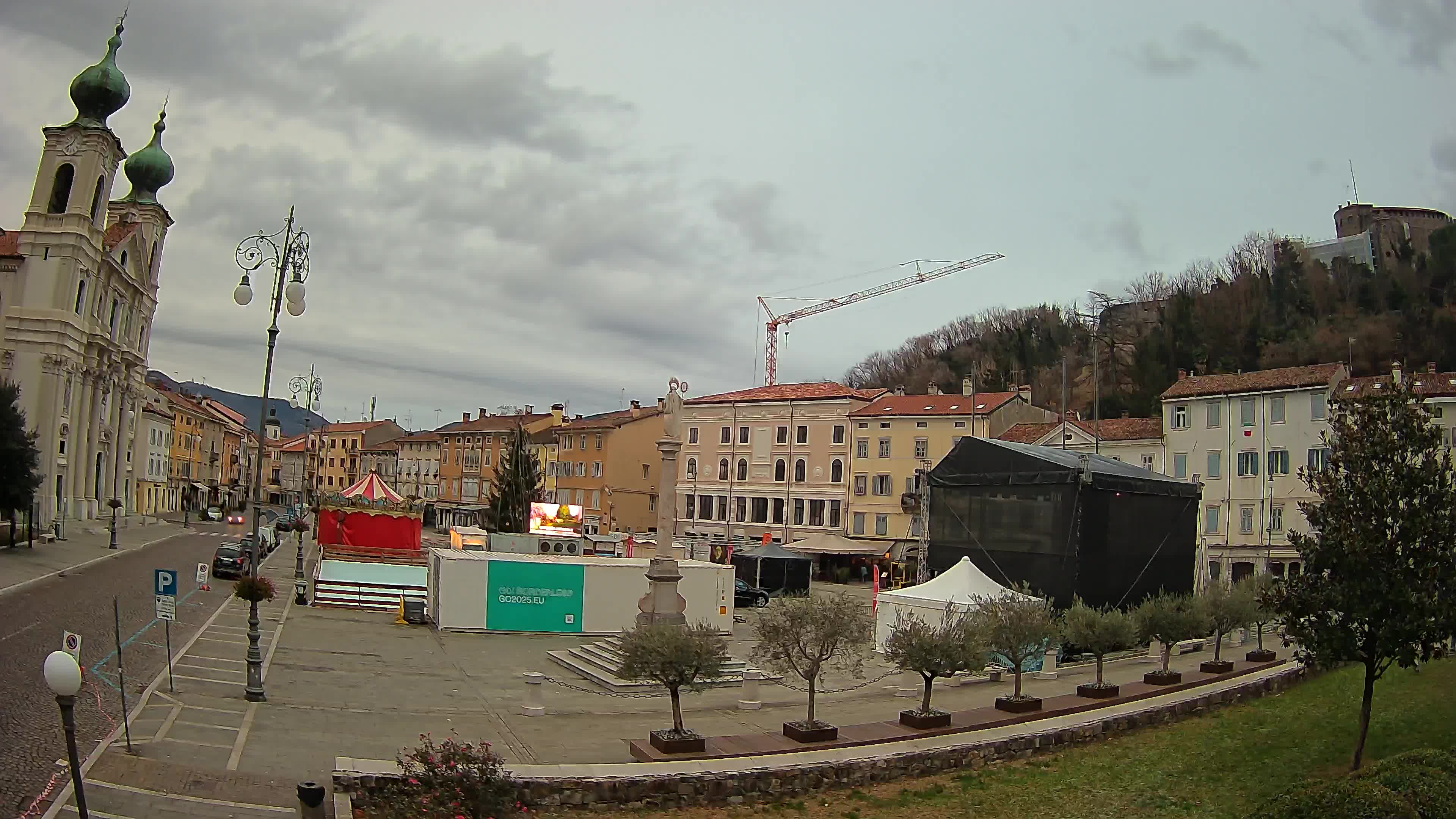 Webcam Gorizia Piazza della Vittoria e Duomo di S. Ignazio