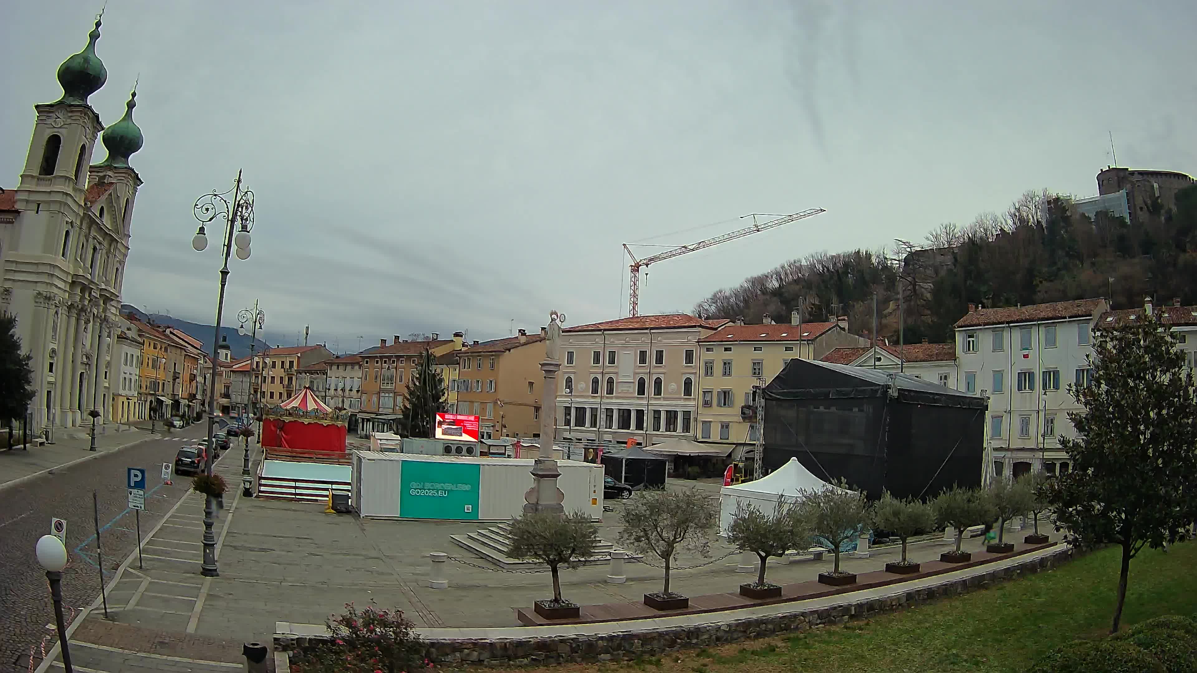 Webcam Gorizia Piazza della Vittoria e Duomo di S. Ignazio