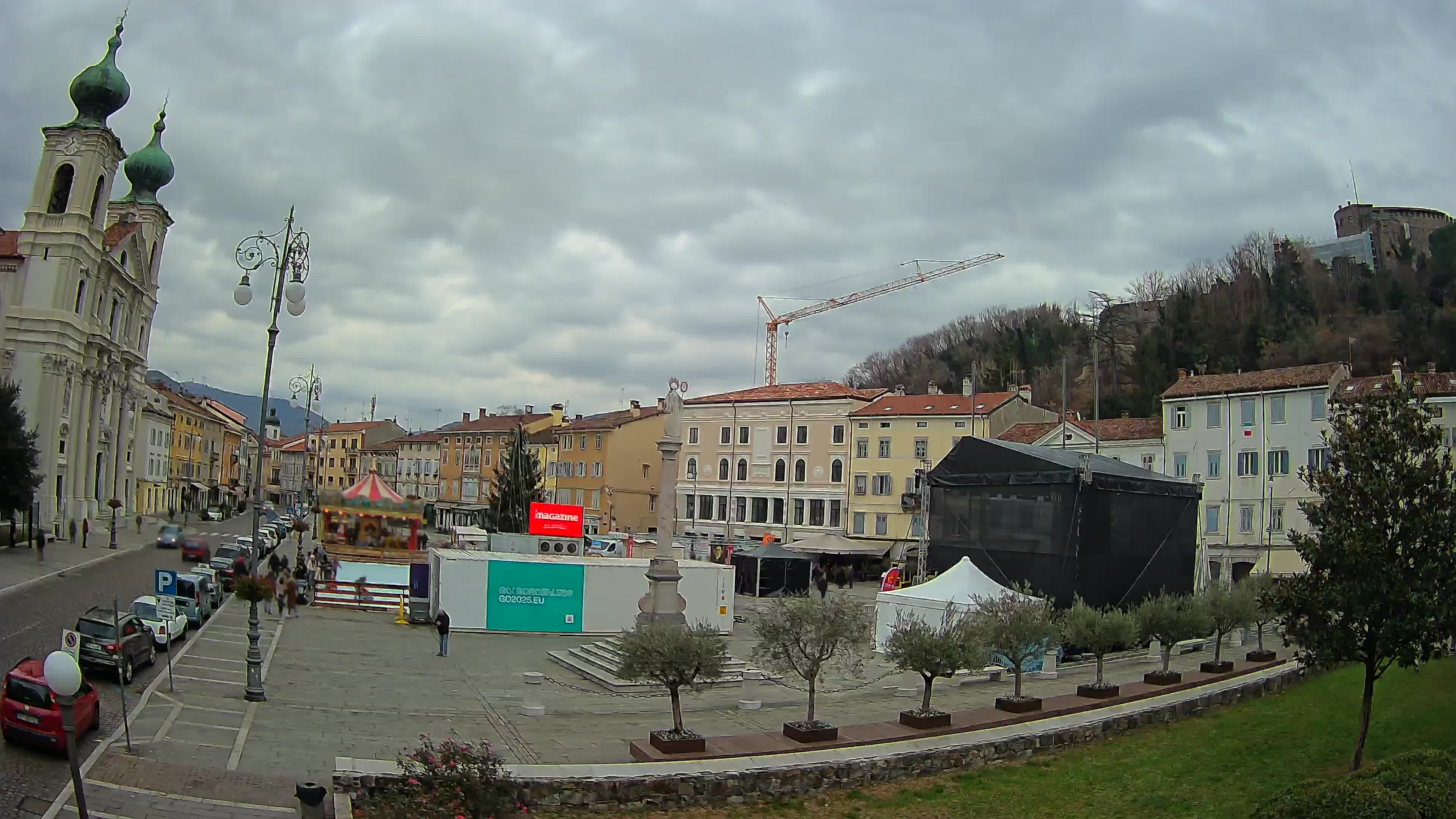 Webcam Gorizia Piazza della Vittoria e Duomo di S. Ignazio