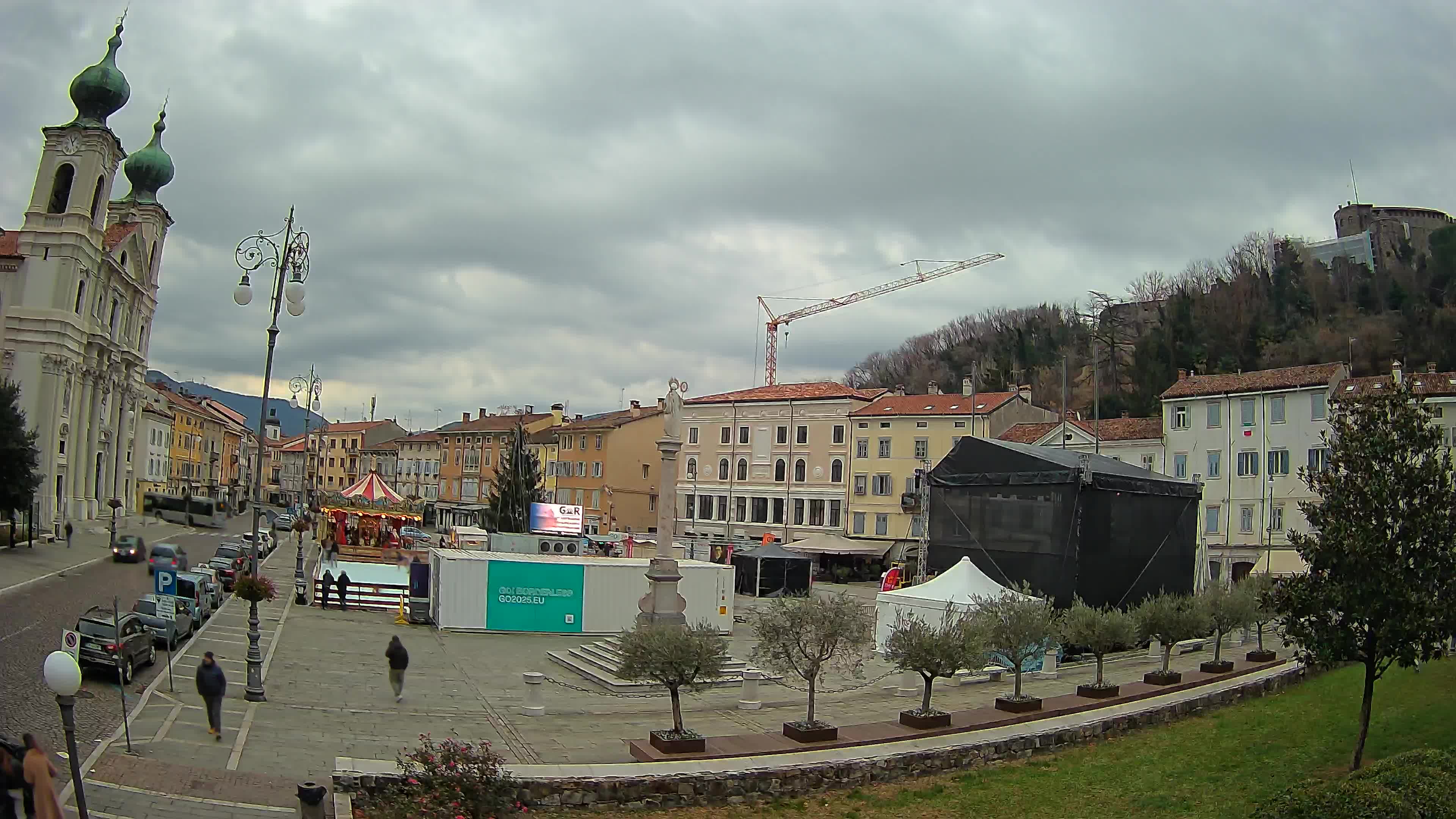 Webcam Gorizia Piazza della Vittoria e Duomo di S. Ignazio