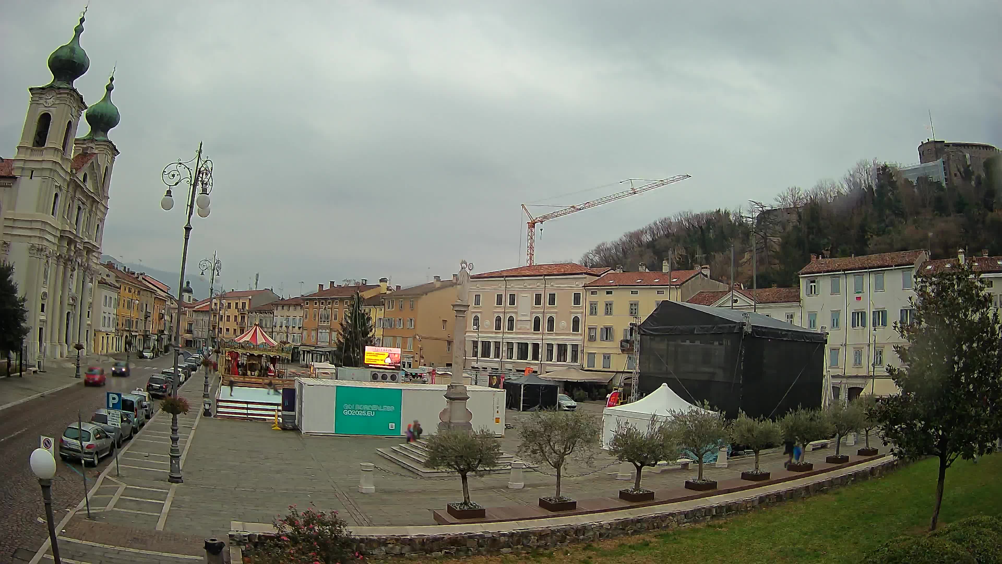 Webcam Gorizia Piazza della Vittoria e Duomo di S. Ignazio