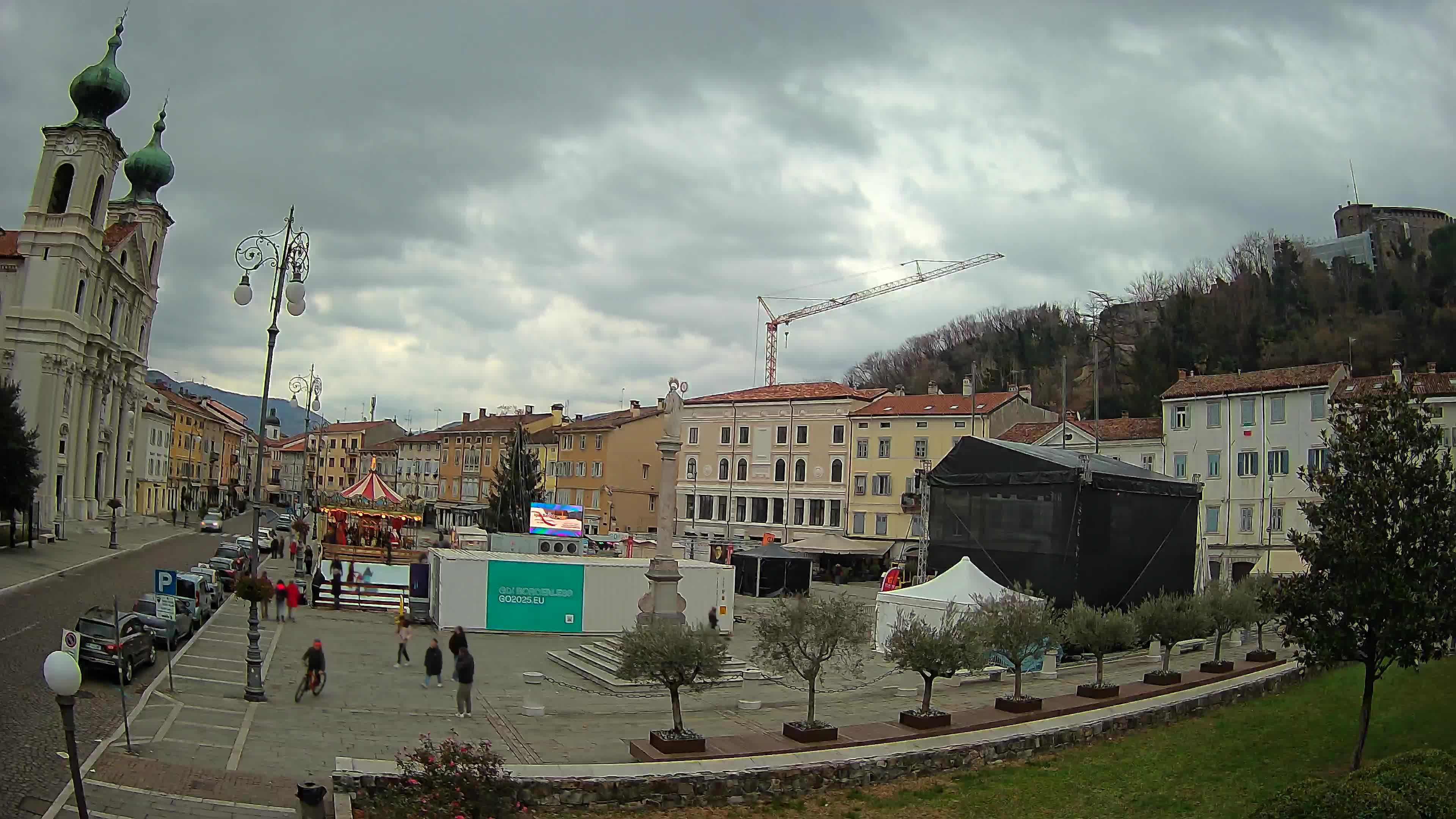 Webcam Gorizia Piazza della Vittoria e Duomo di S. Ignazio