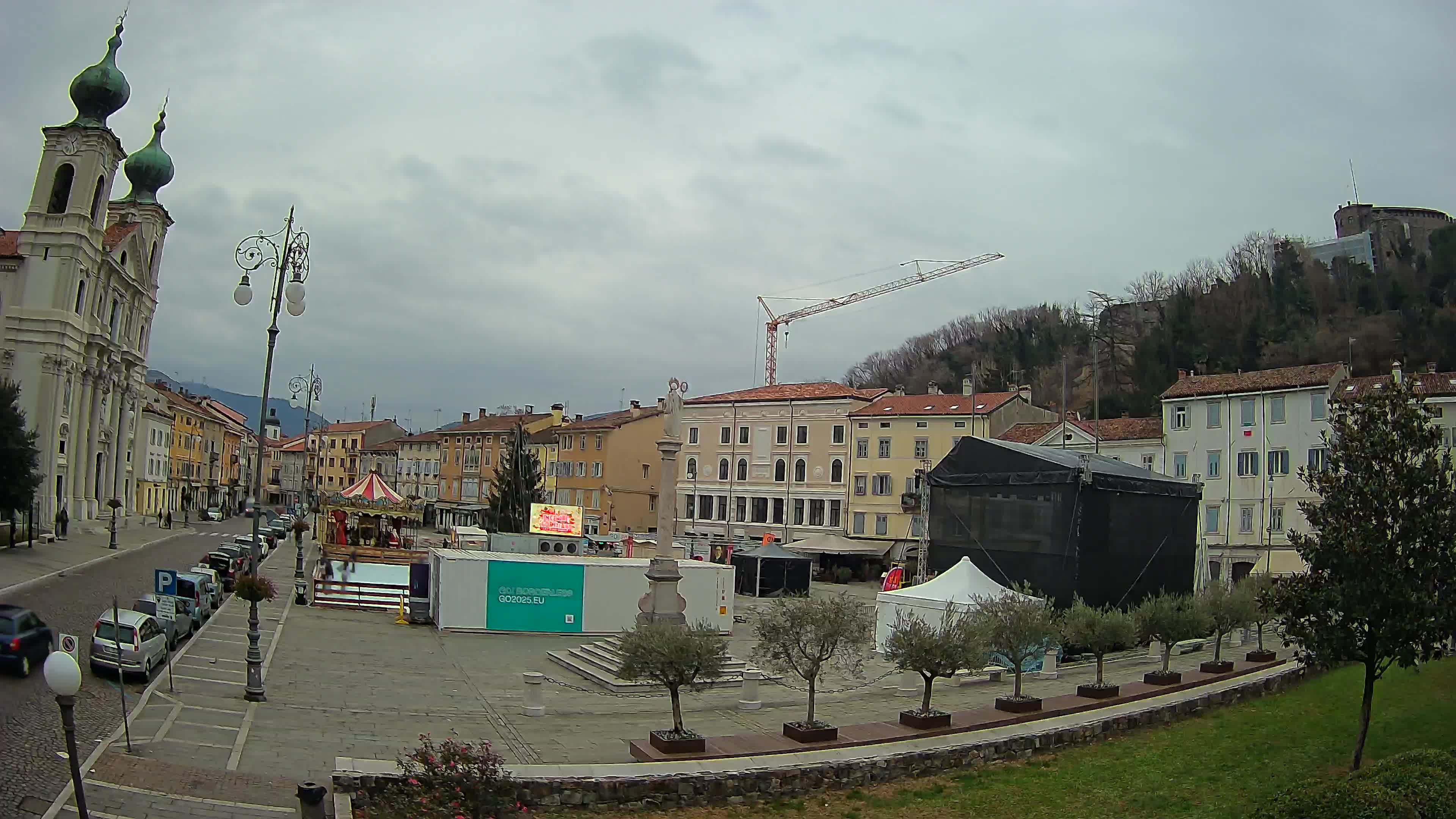 Webcam Gorizia Piazza della Vittoria e Duomo di S. Ignazio