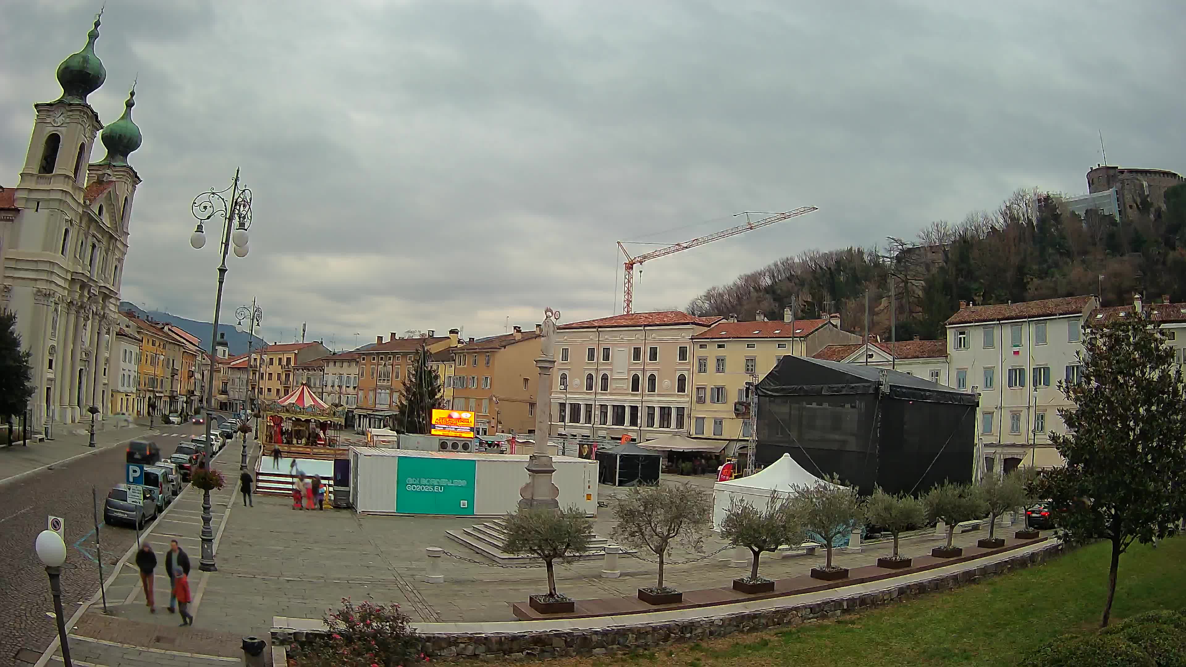 Webcam Gorizia Piazza della Vittoria e Duomo di S. Ignazio