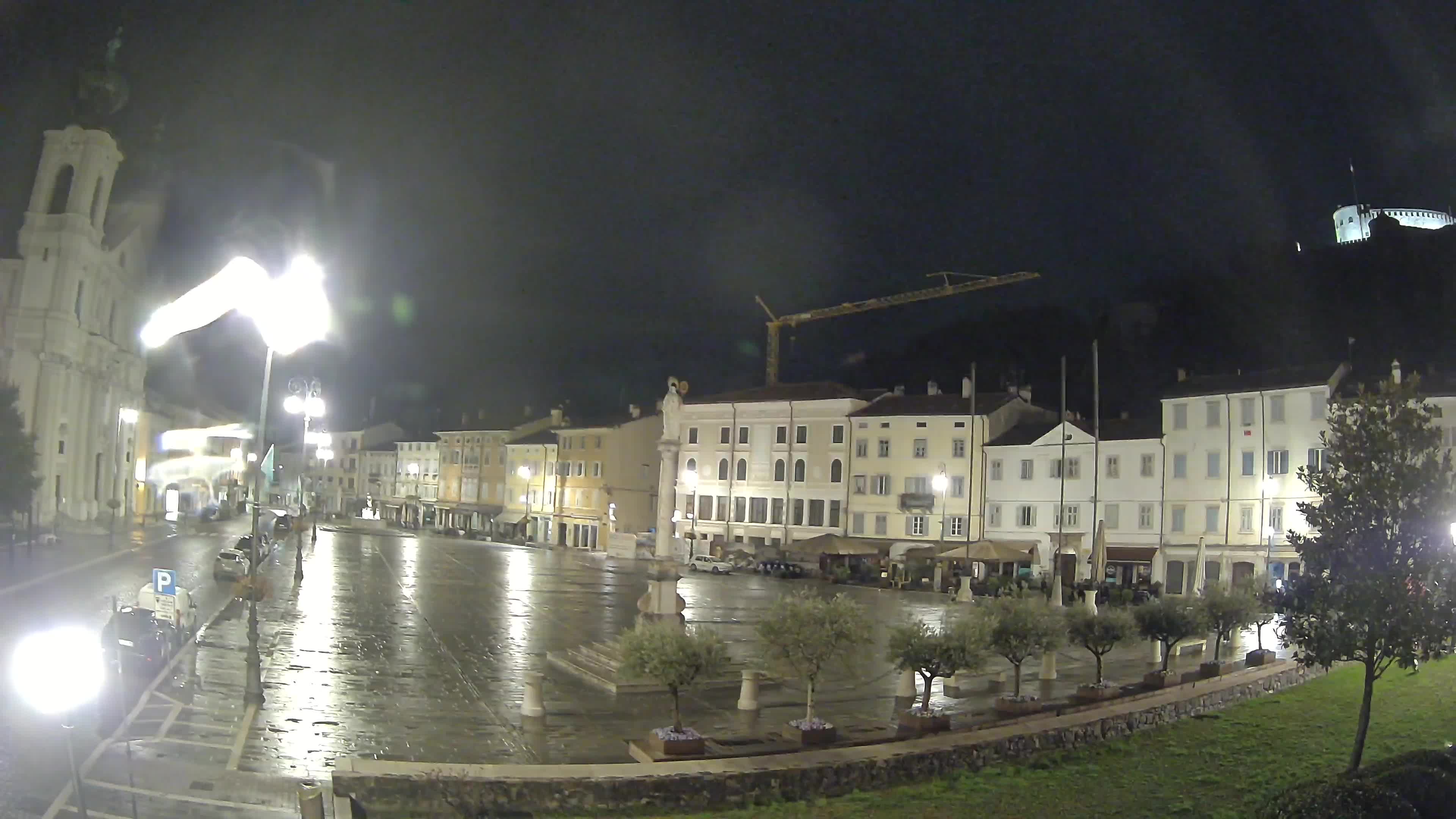 Webcam Gorizia Piazza della Vittoria e Duomo di S. Ignazio