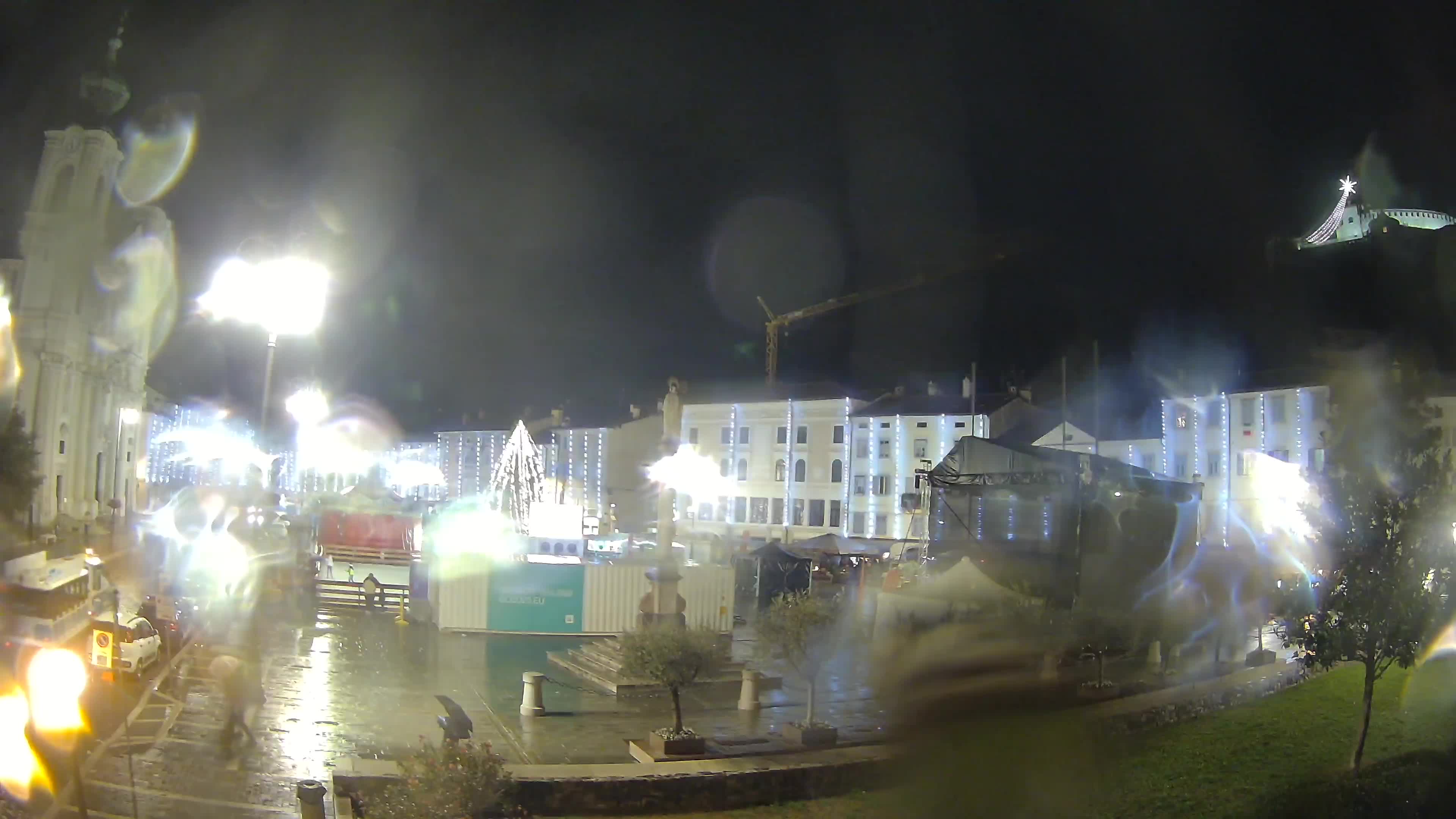 Webcam Gorizia Piazza della Vittoria e Duomo di S. Ignazio