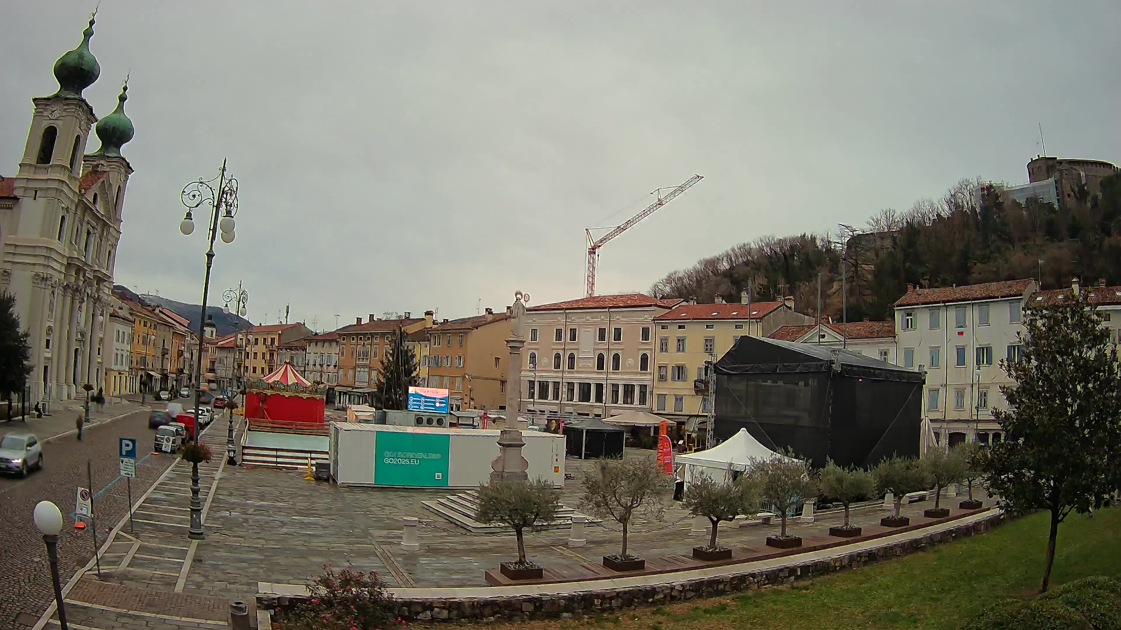 Kamera Gorica Travnik in katedrala sv. Ignacija