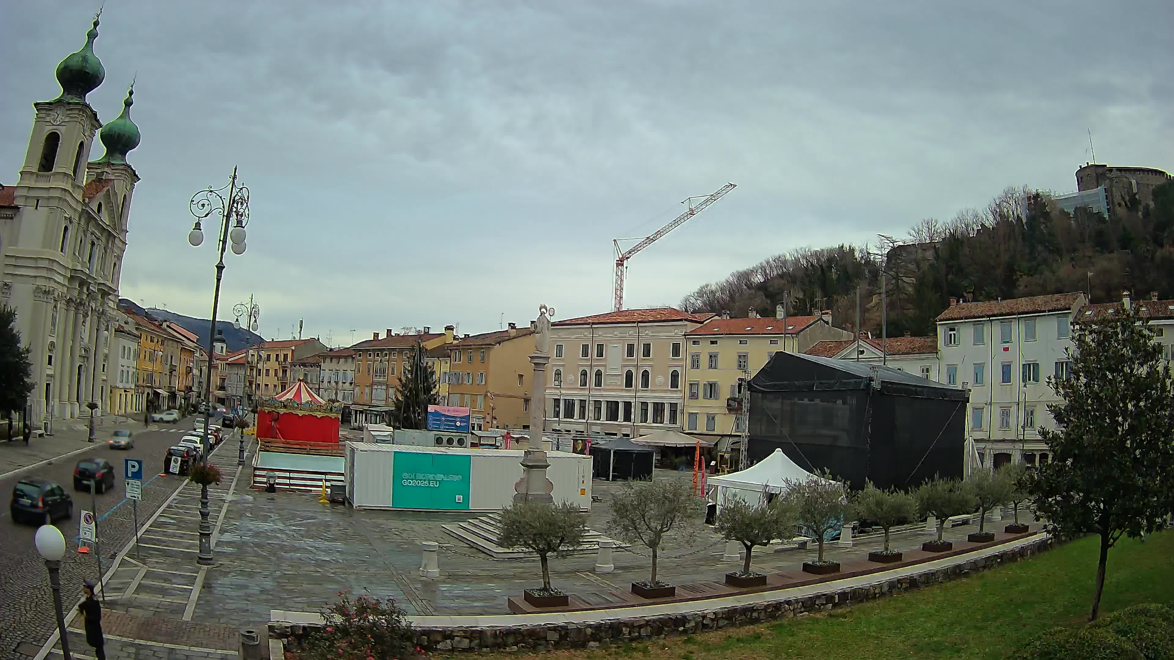 Webcam Gorizia Piazza della Vittoria e Duomo di S. Ignazio