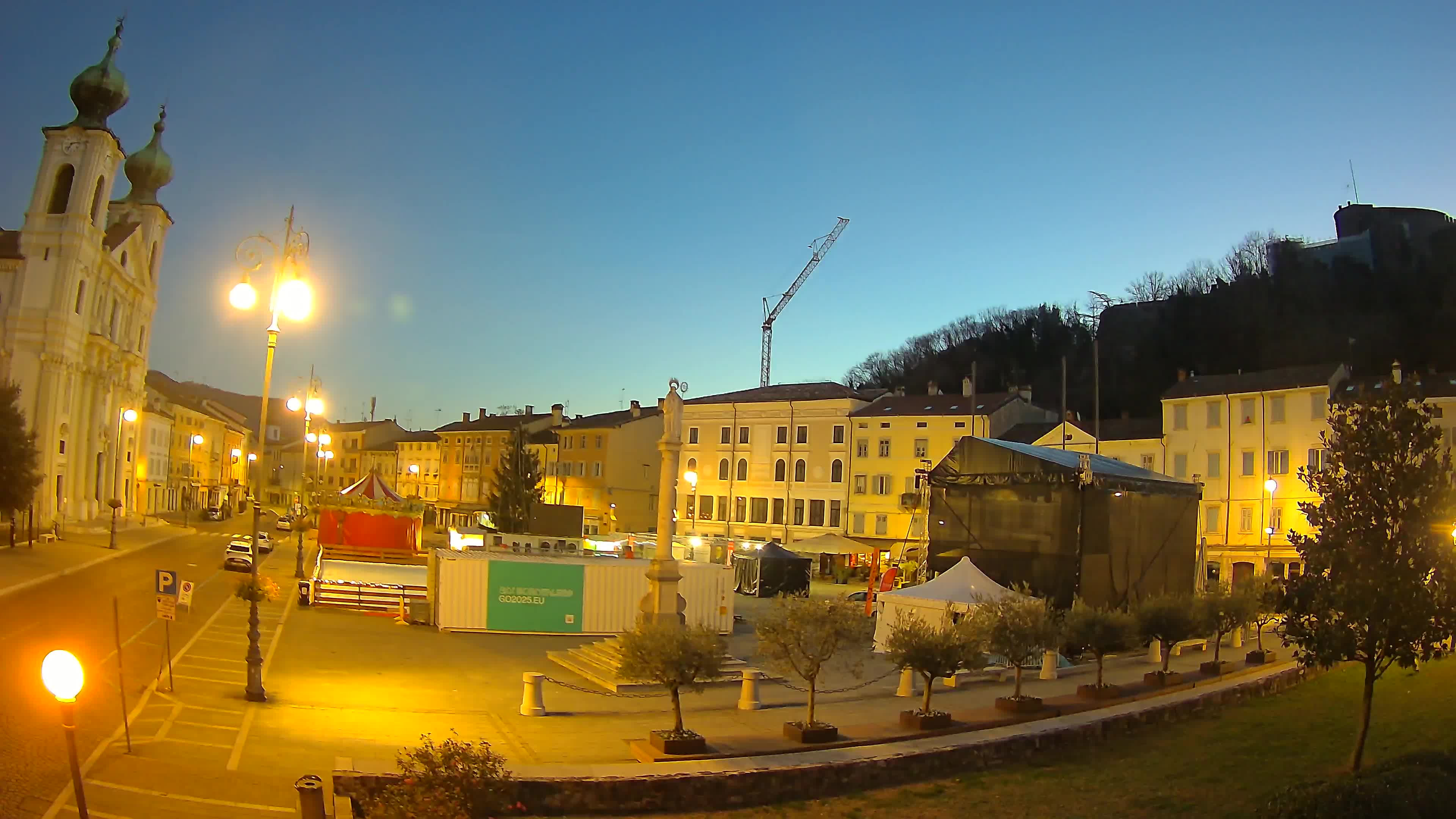 Webcam Gorizia Piazza della Vittoria e Duomo di S. Ignazio