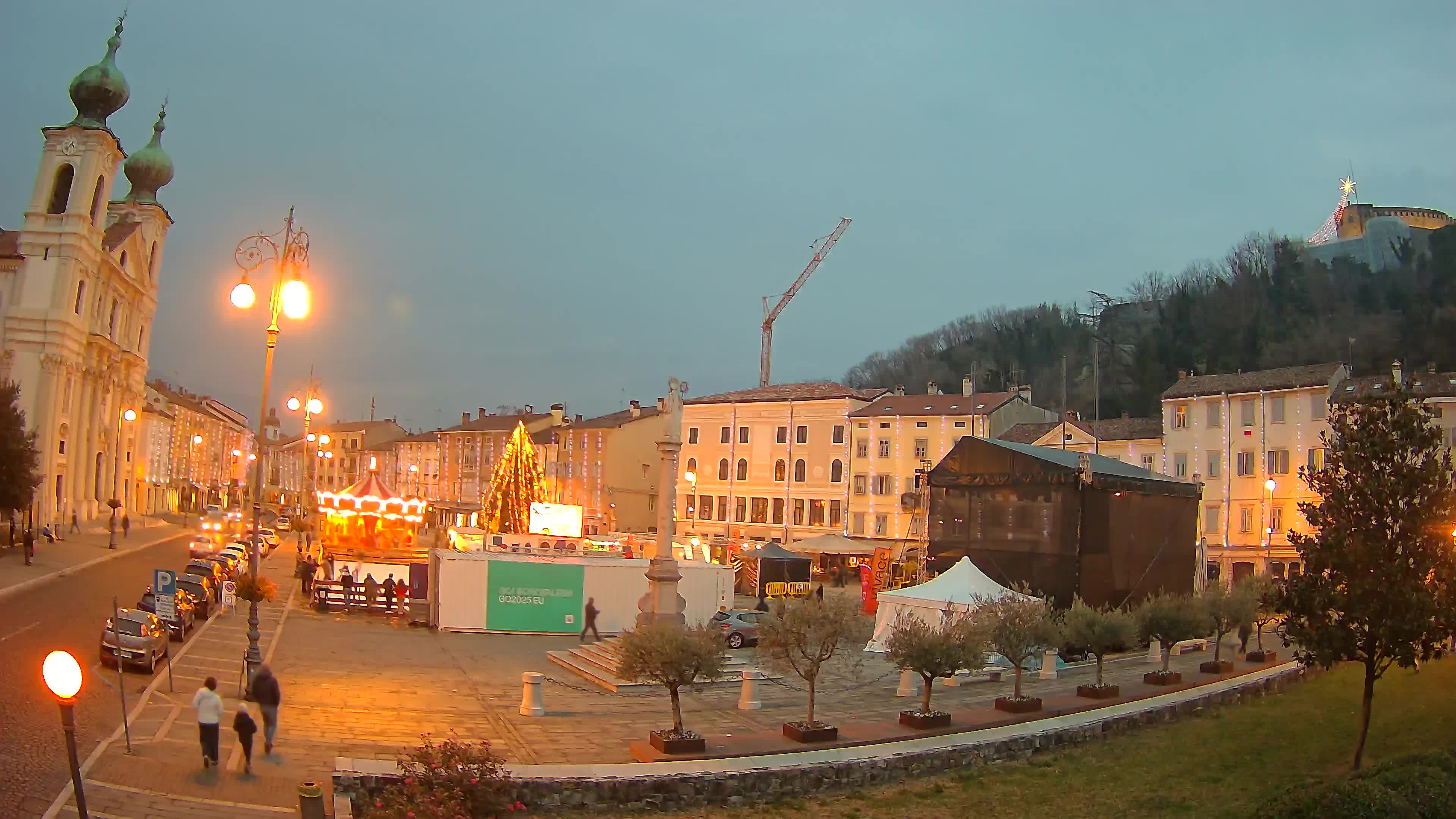 Webcam Gorizia Piazza della Vittoria e Duomo di S. Ignazio