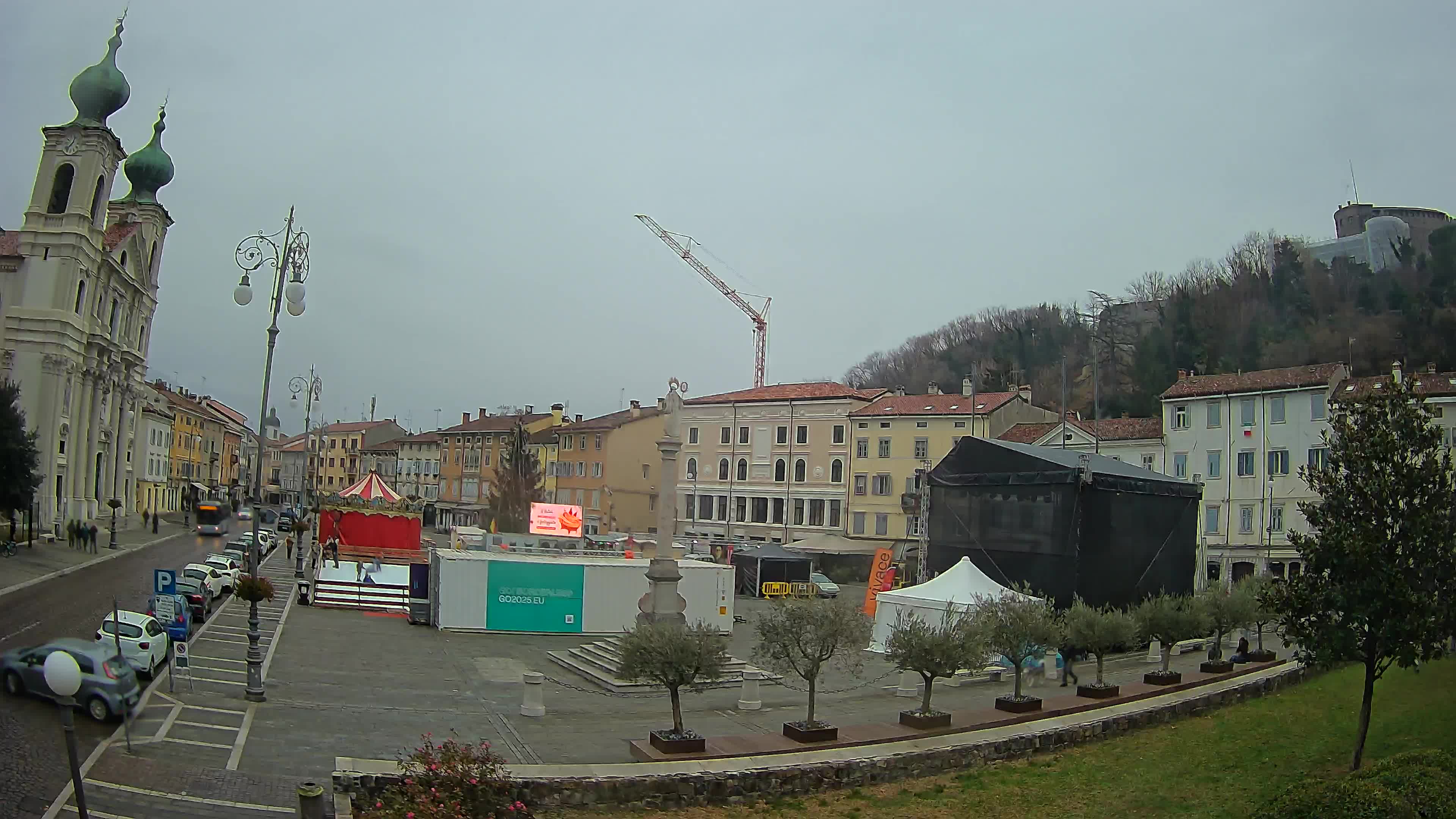 Kamera Gorica Travnik in katedrala sv. Ignacija