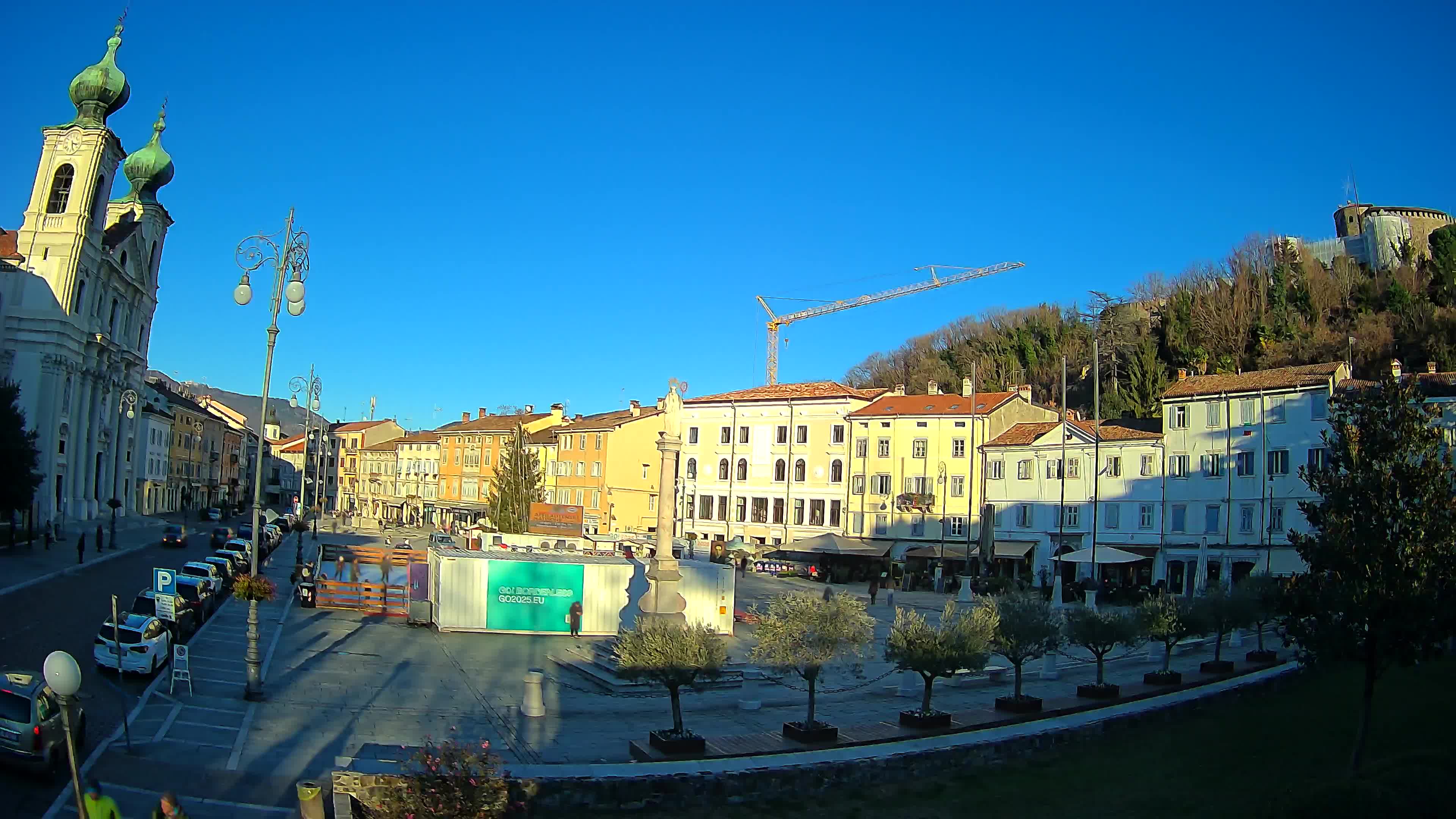 Webcam Gorizia Piazza della Vittoria e Duomo di S. Ignazio