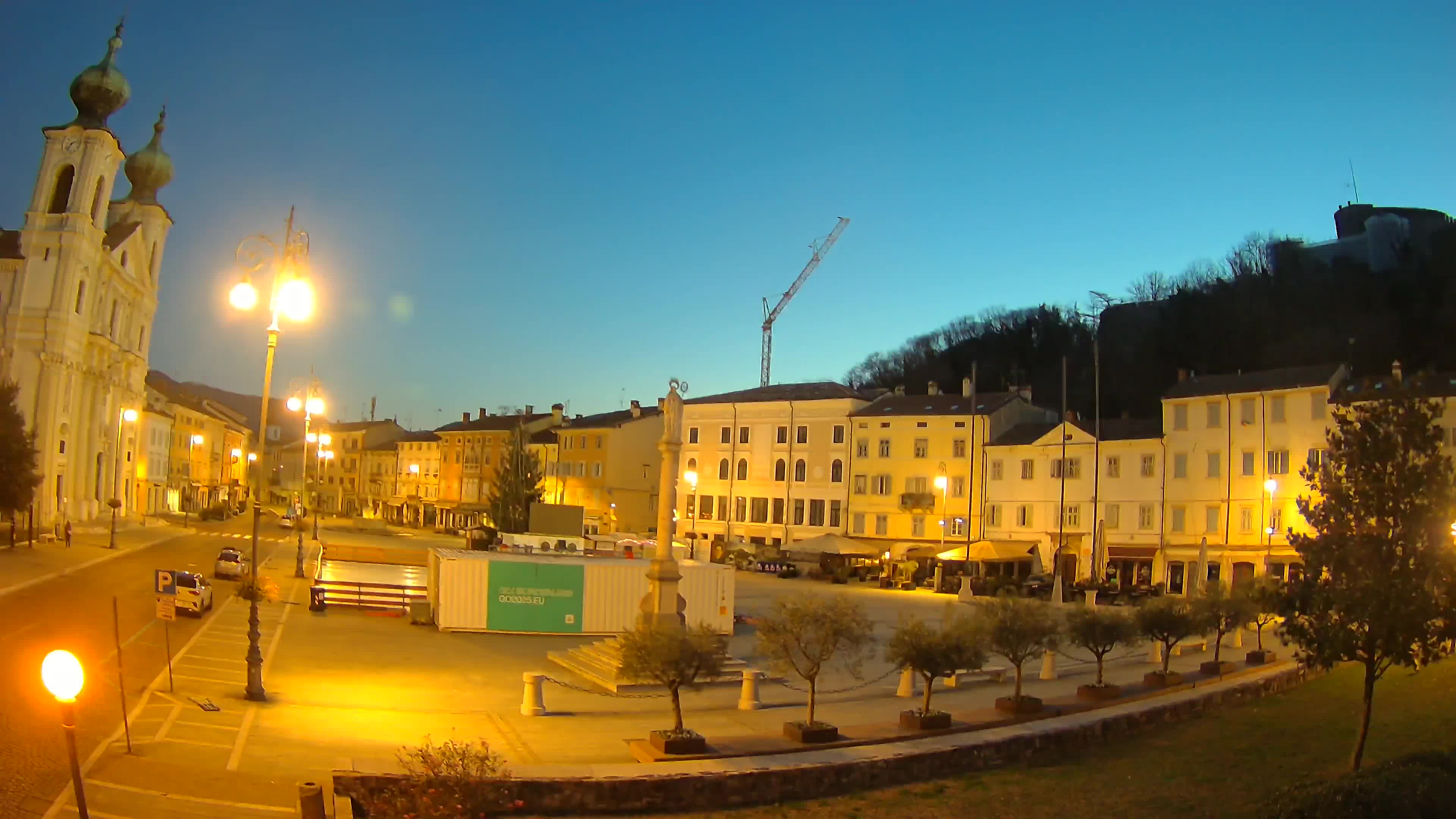 Webcam Gorizia Piazza della Vittoria e Duomo di S. Ignazio