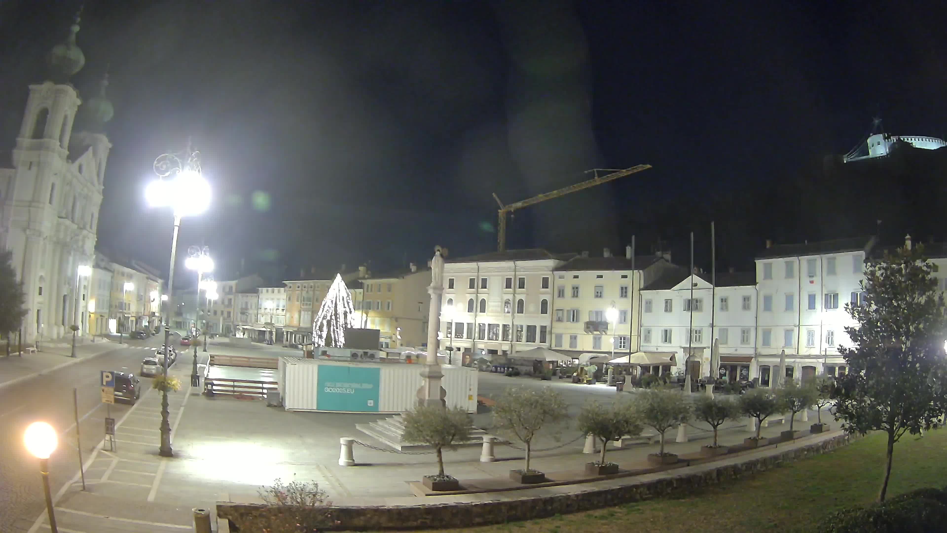 Webcam Gorizia Piazza della Vittoria e Duomo di S. Ignazio