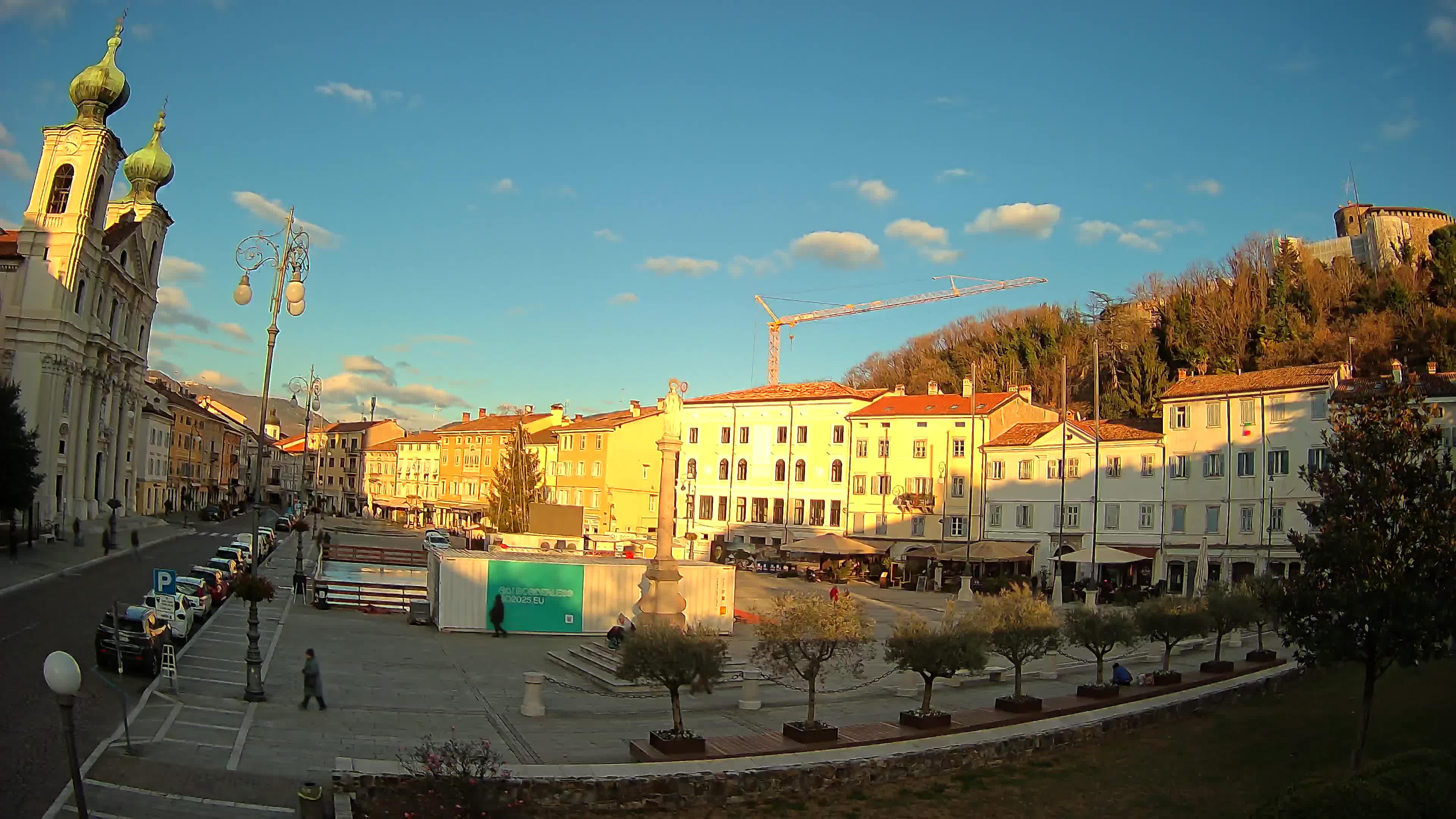 Webcam Gorizia Piazza della Vittoria e Duomo di S. Ignazio