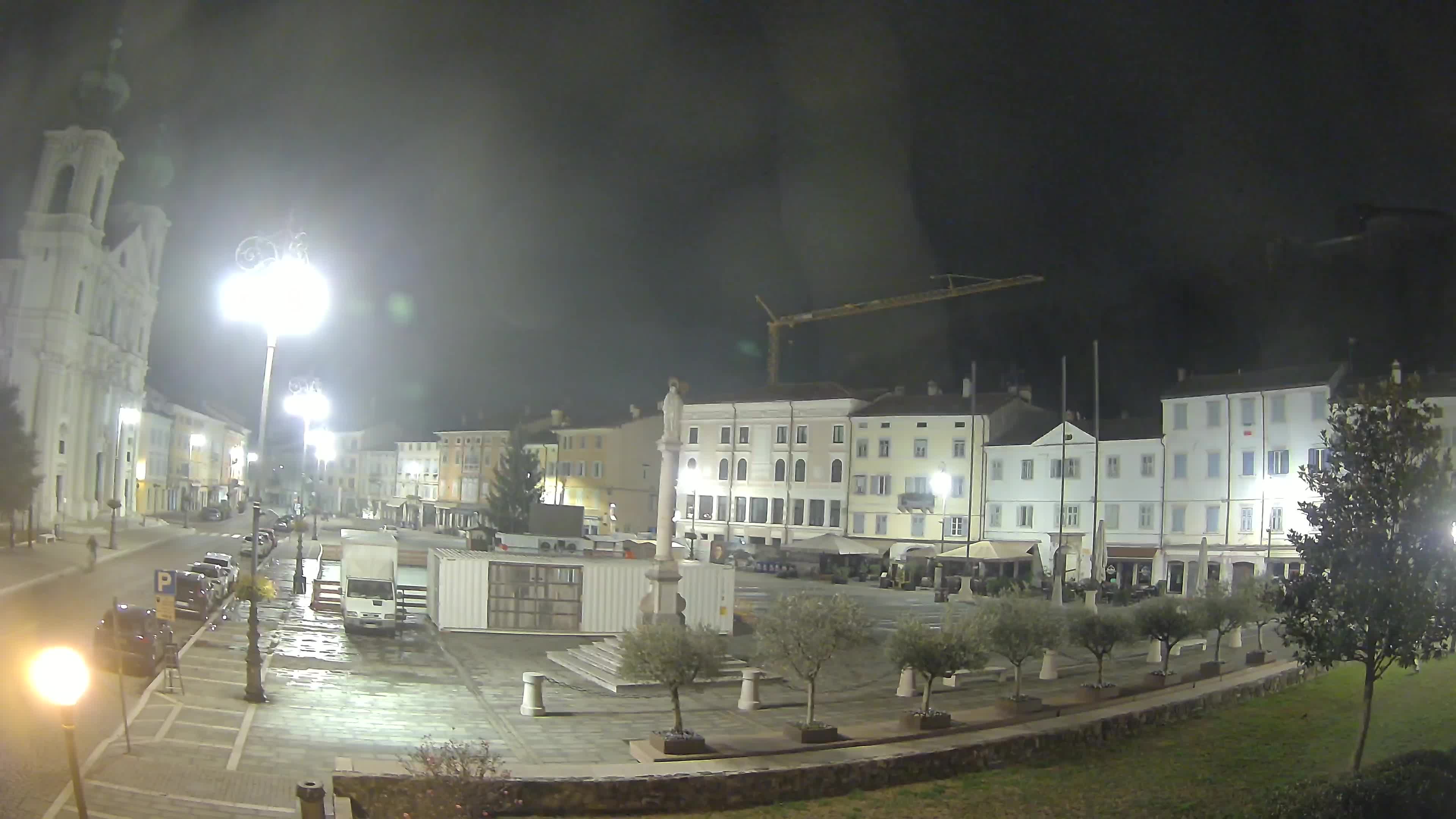 Webcam Gorizia Piazza della Vittoria e Duomo di S. Ignazio