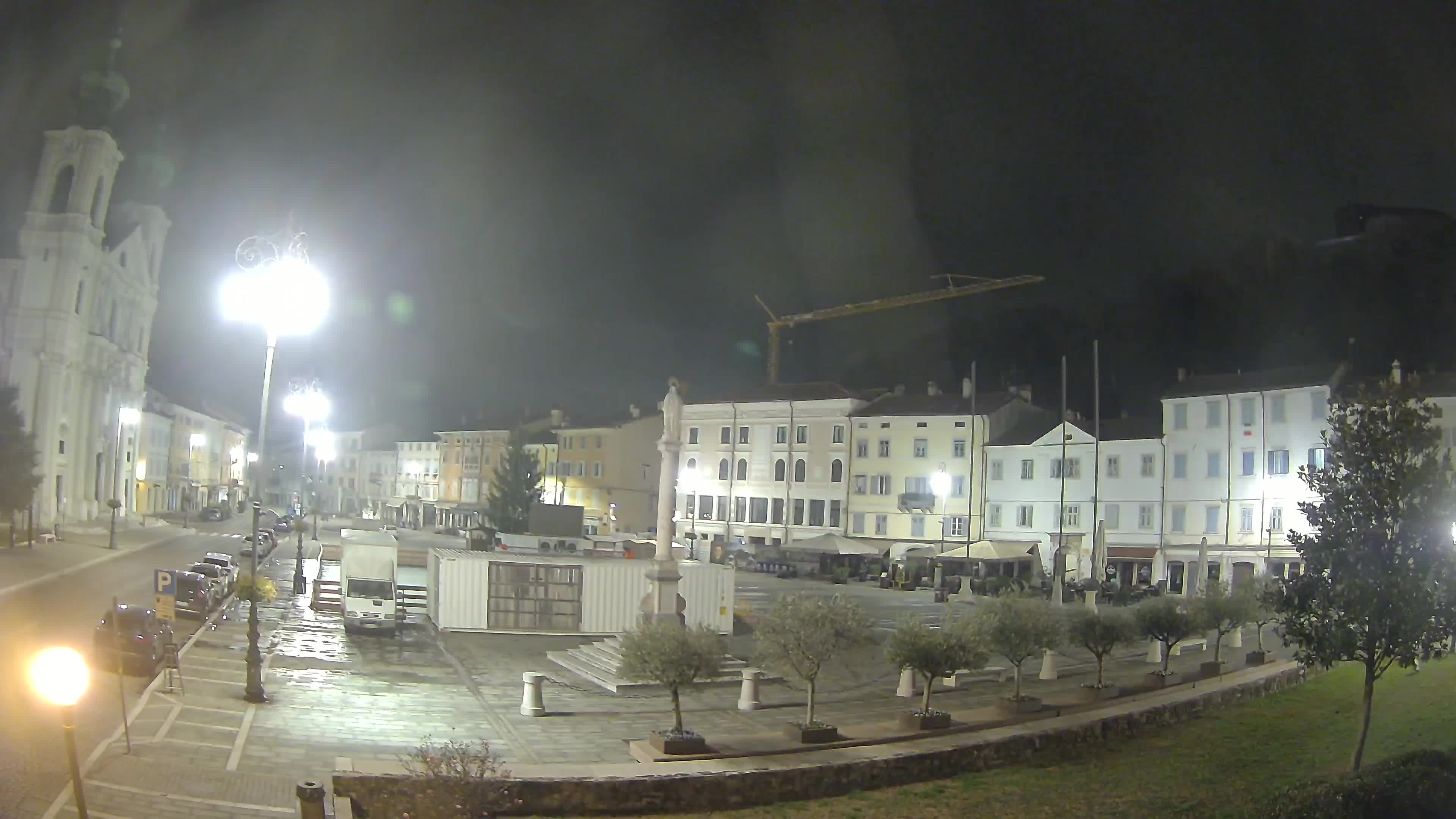 Webcam Gorizia Piazza della Vittoria e Duomo di S. Ignazio