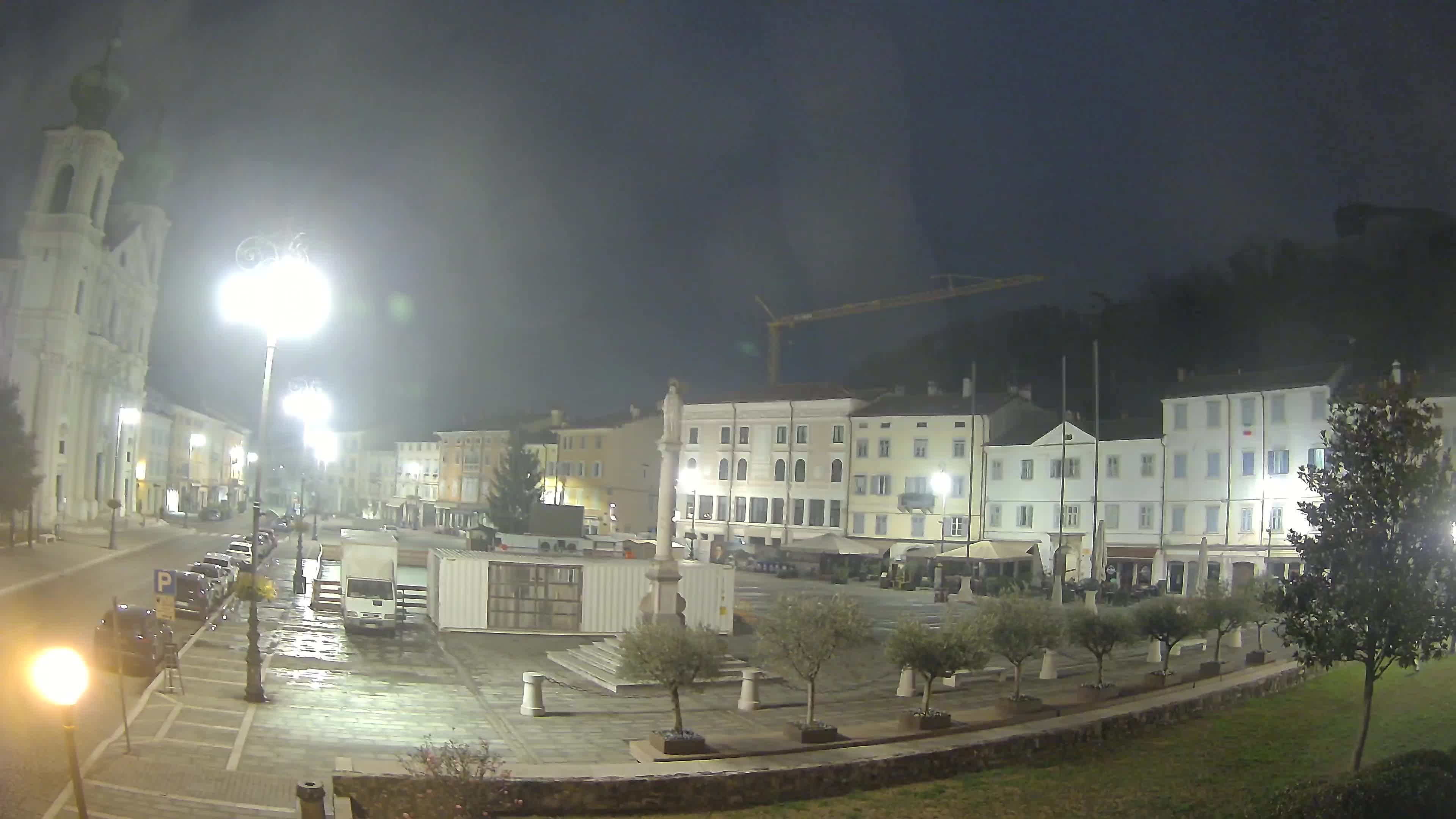 Webcam Gorizia Piazza della Vittoria e Duomo di S. Ignazio