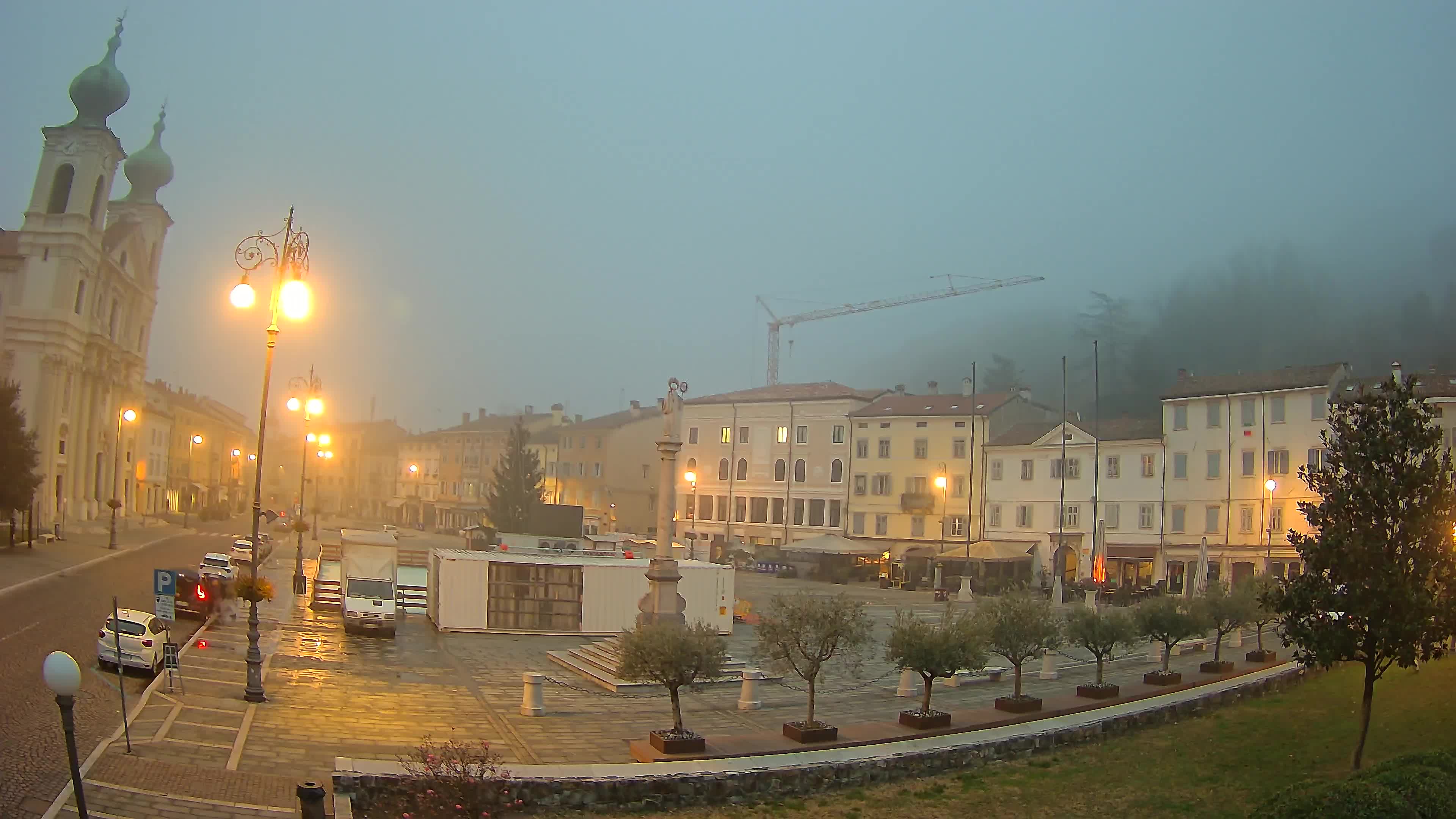 Webcam Gorizia Piazza della Vittoria e Duomo di S. Ignazio