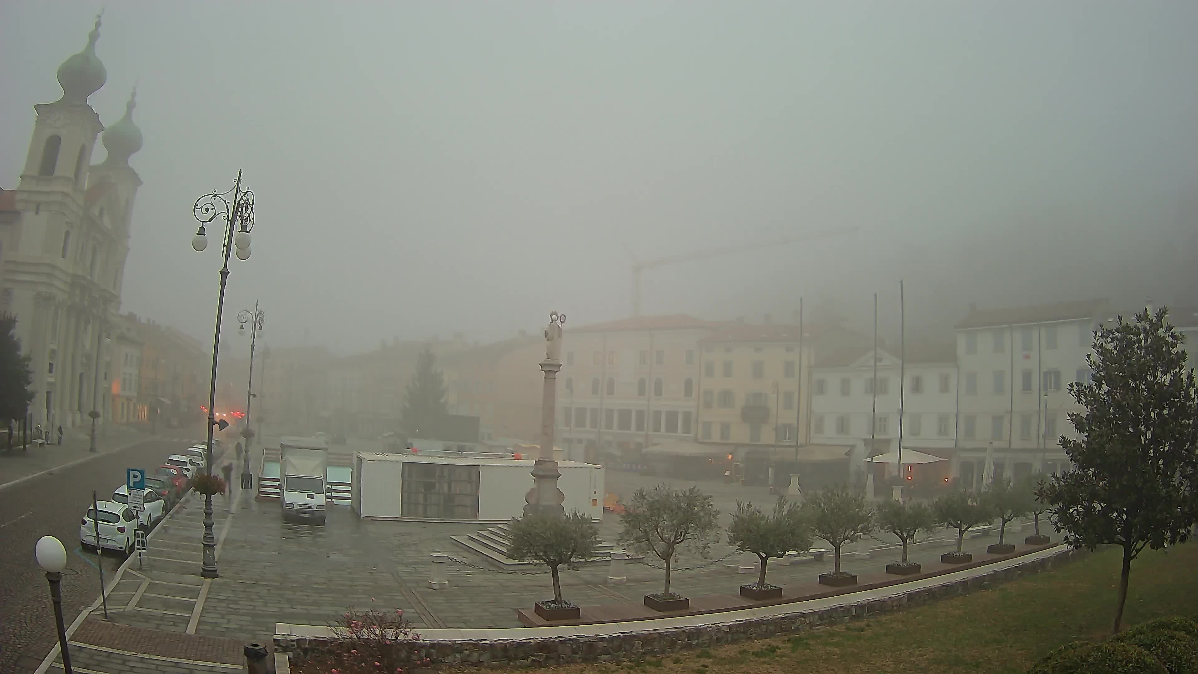 Webcam Gorizia Piazza della Vittoria e Duomo di S. Ignazio