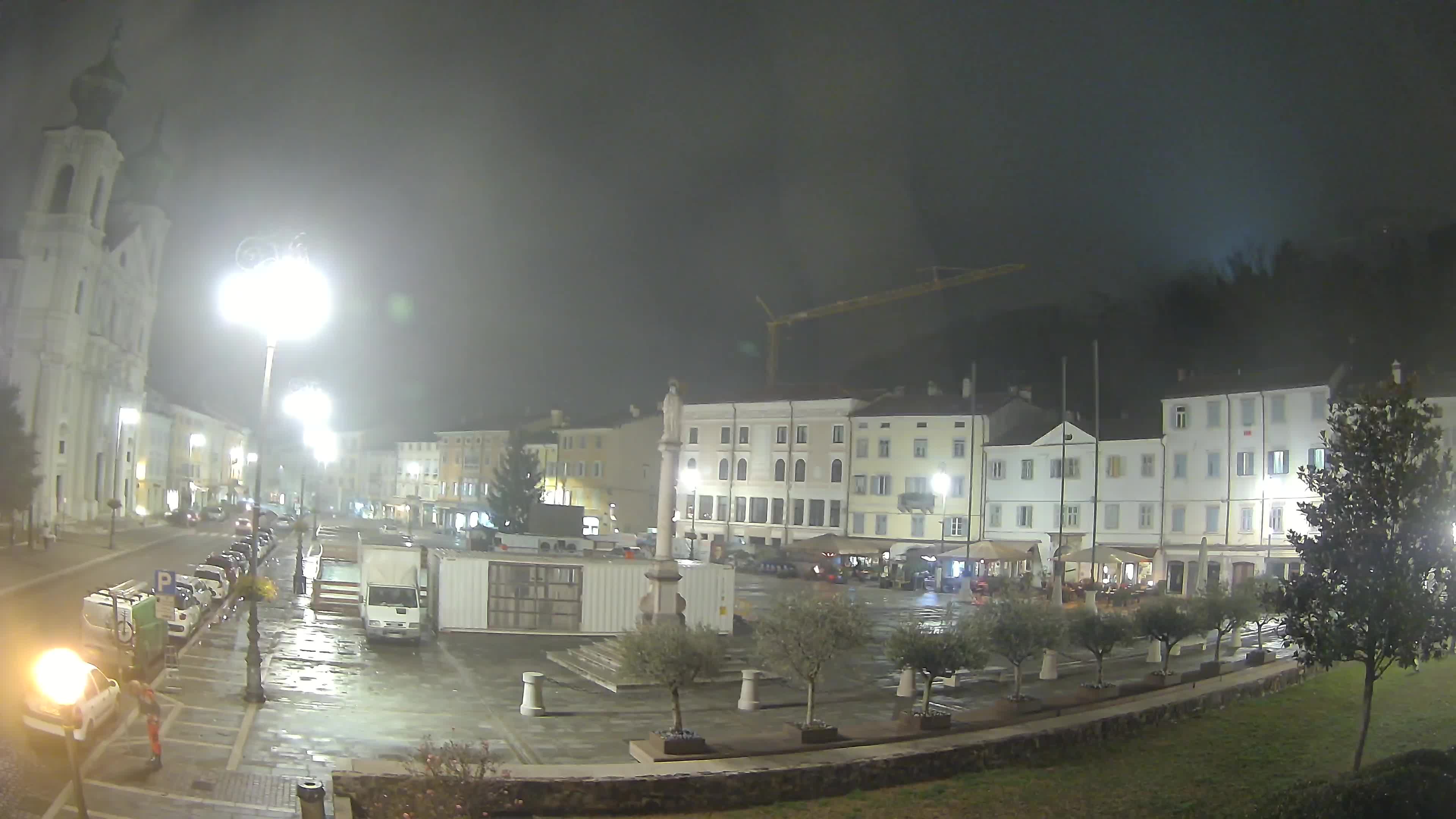 Webcam Gorizia Piazza della Vittoria e Duomo di S. Ignazio