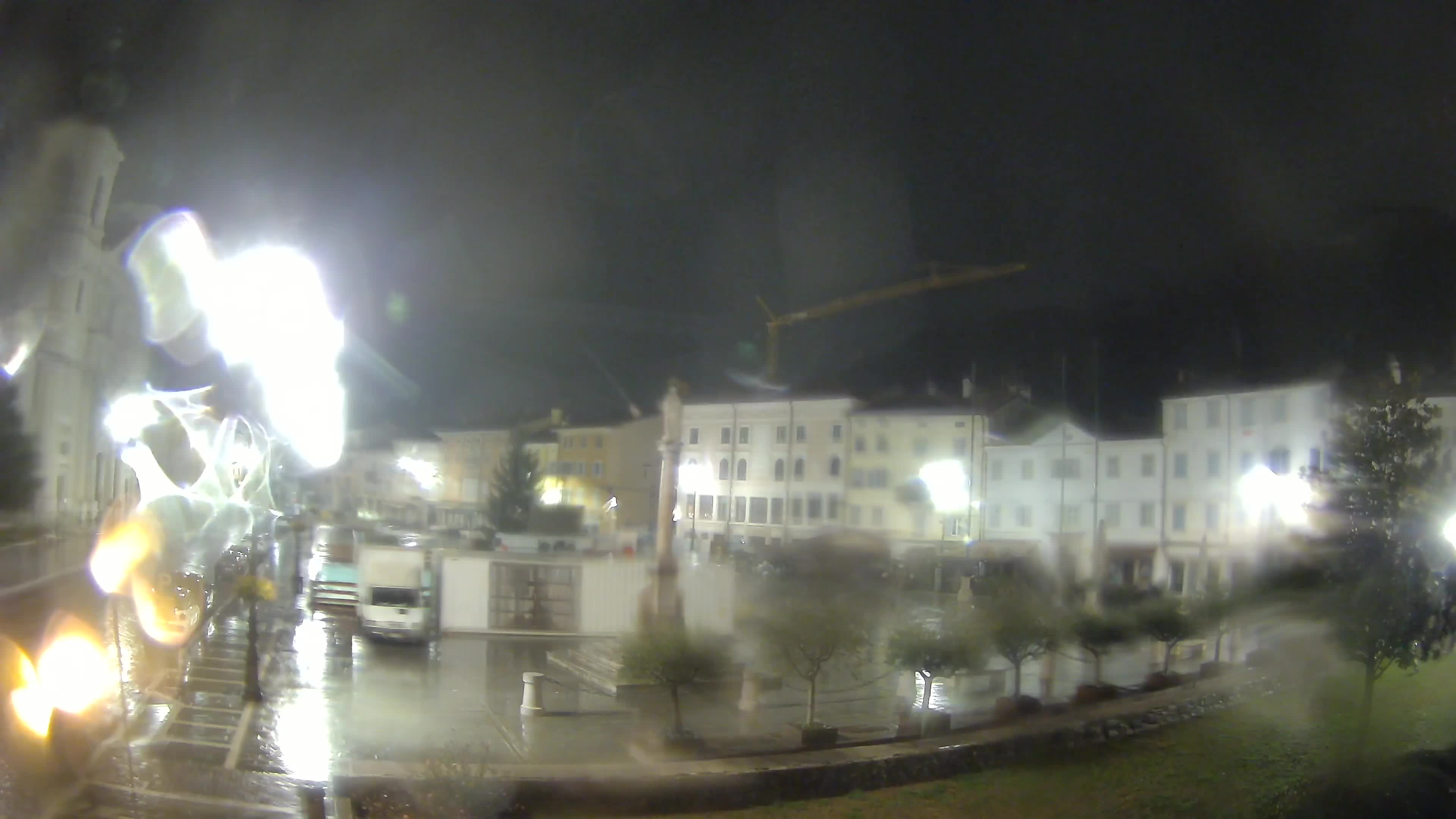 Webcam Gorizia Piazza della Vittoria e Duomo di S. Ignazio