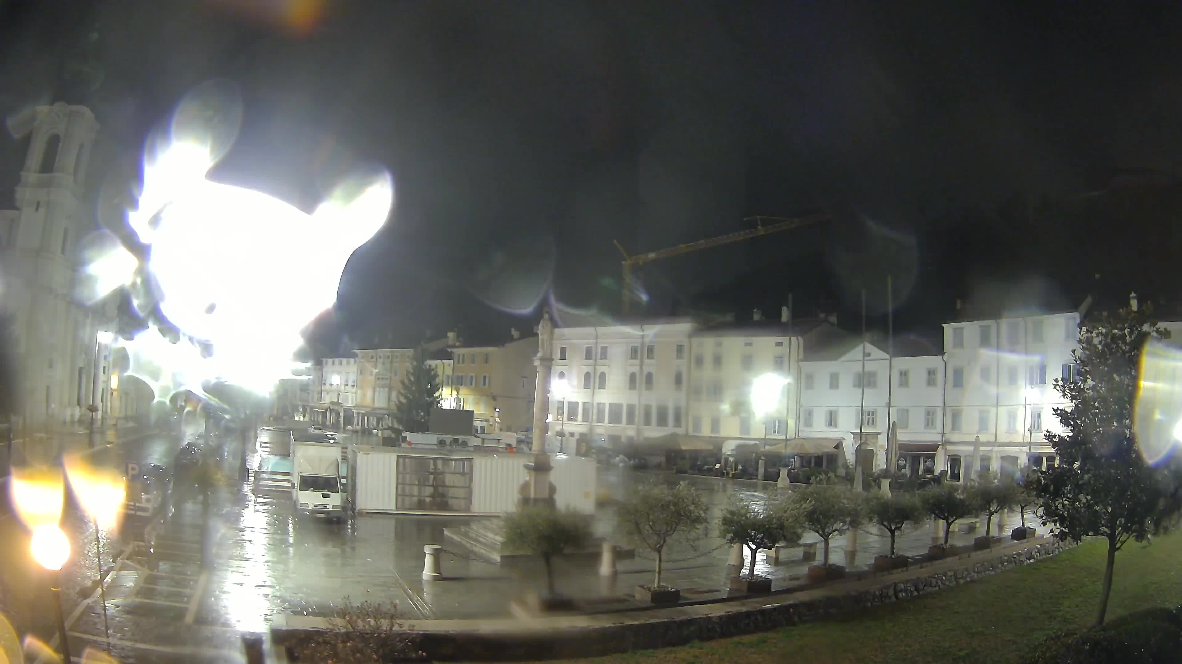 Webcam Gorizia Piazza della Vittoria e Duomo di S. Ignazio