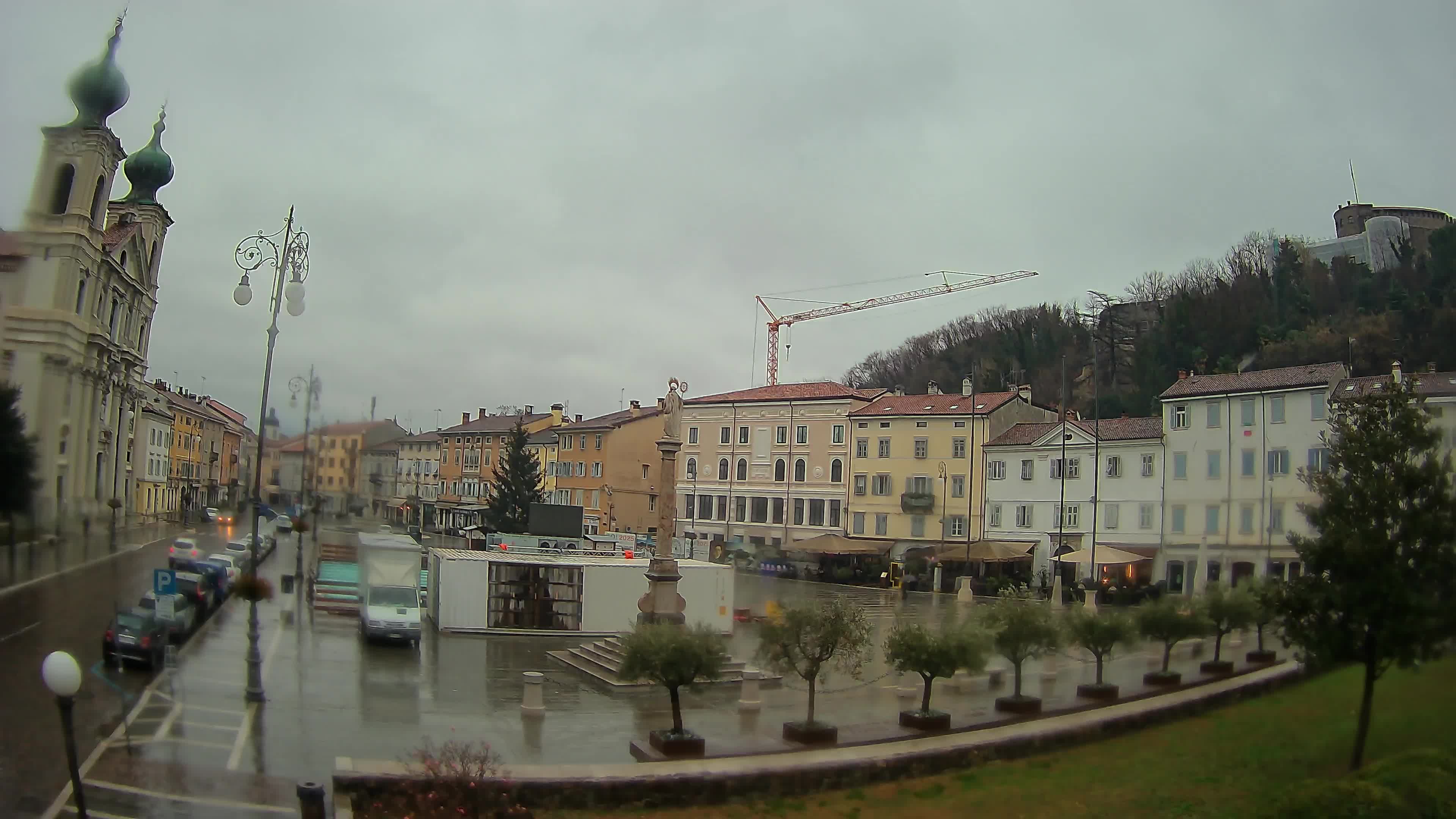 Webcam Gorizia Vittoria square – Cathedral of st. Ignazio