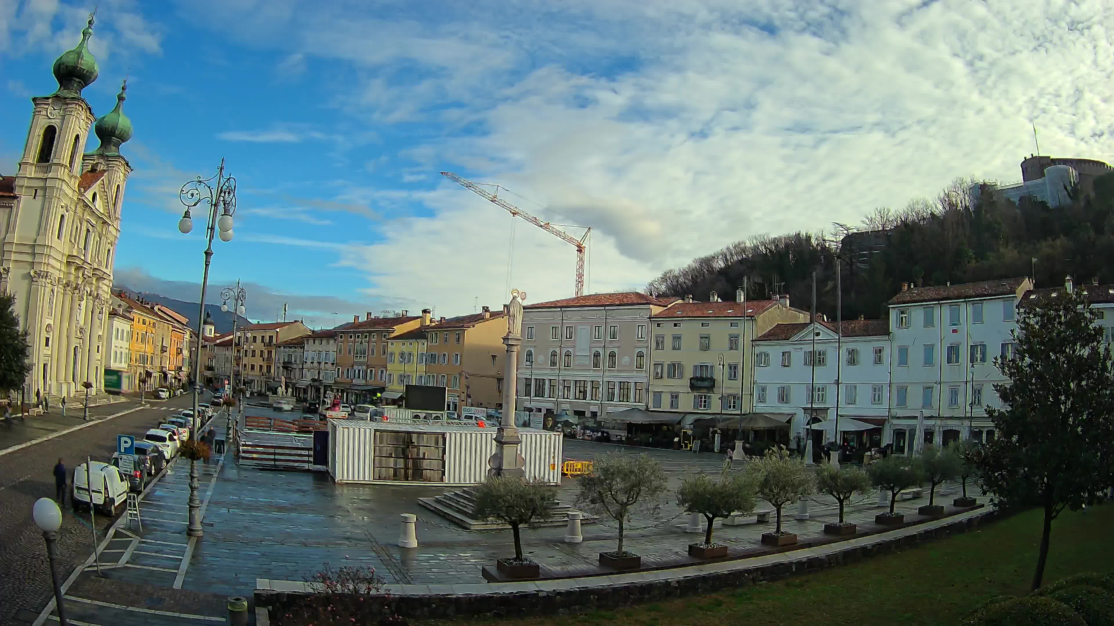 Webcam Gorizia Piazza della Vittoria e Duomo di S. Ignazio