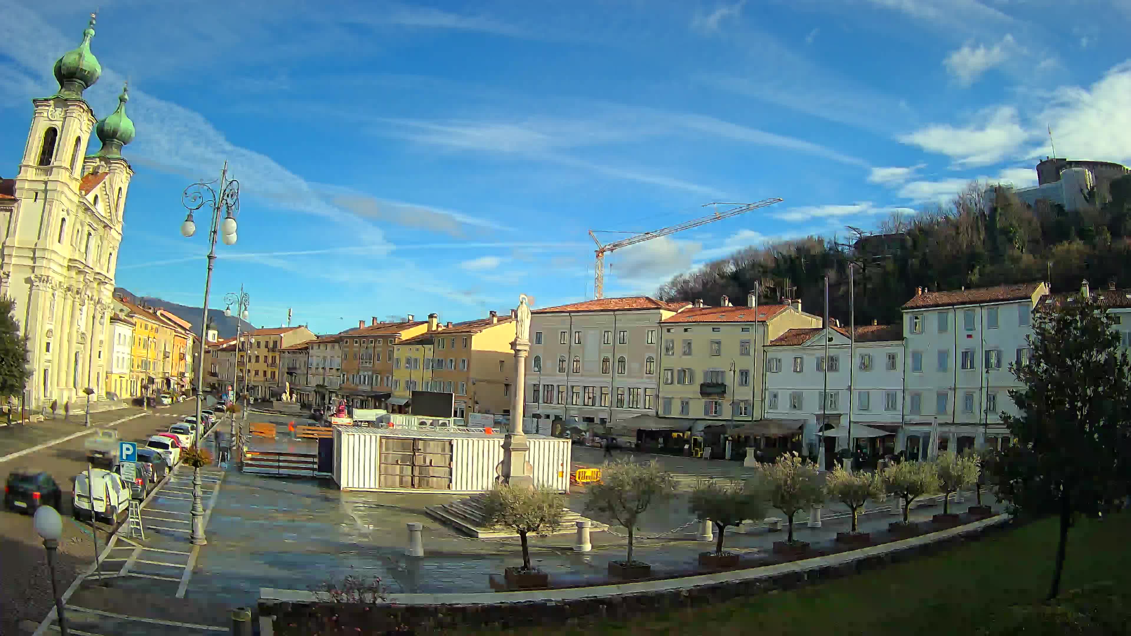 Kamera Gorica Travnik in katedrala sv. Ignacija