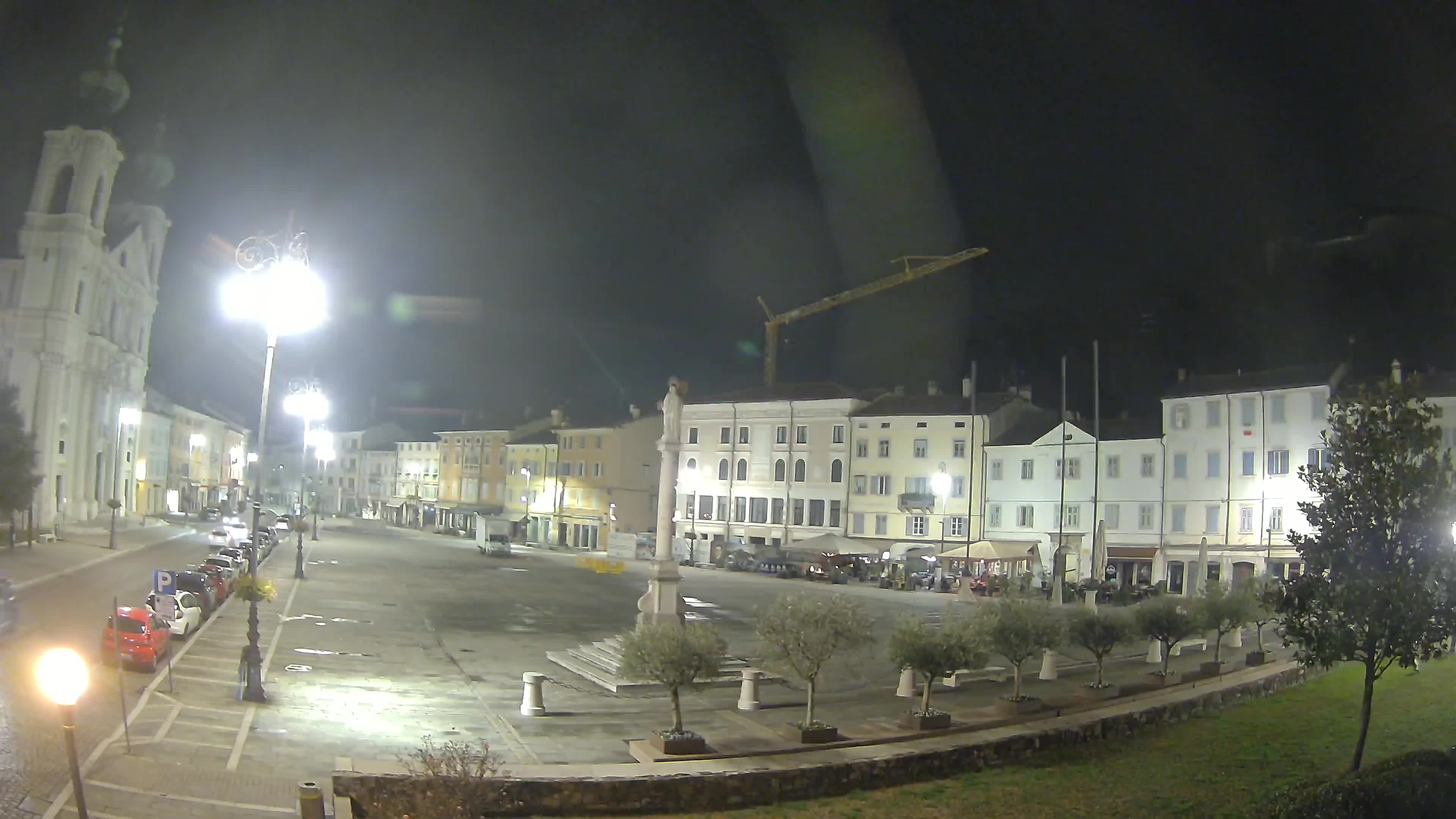 Webcam Gorizia Piazza della Vittoria e Duomo di S. Ignazio